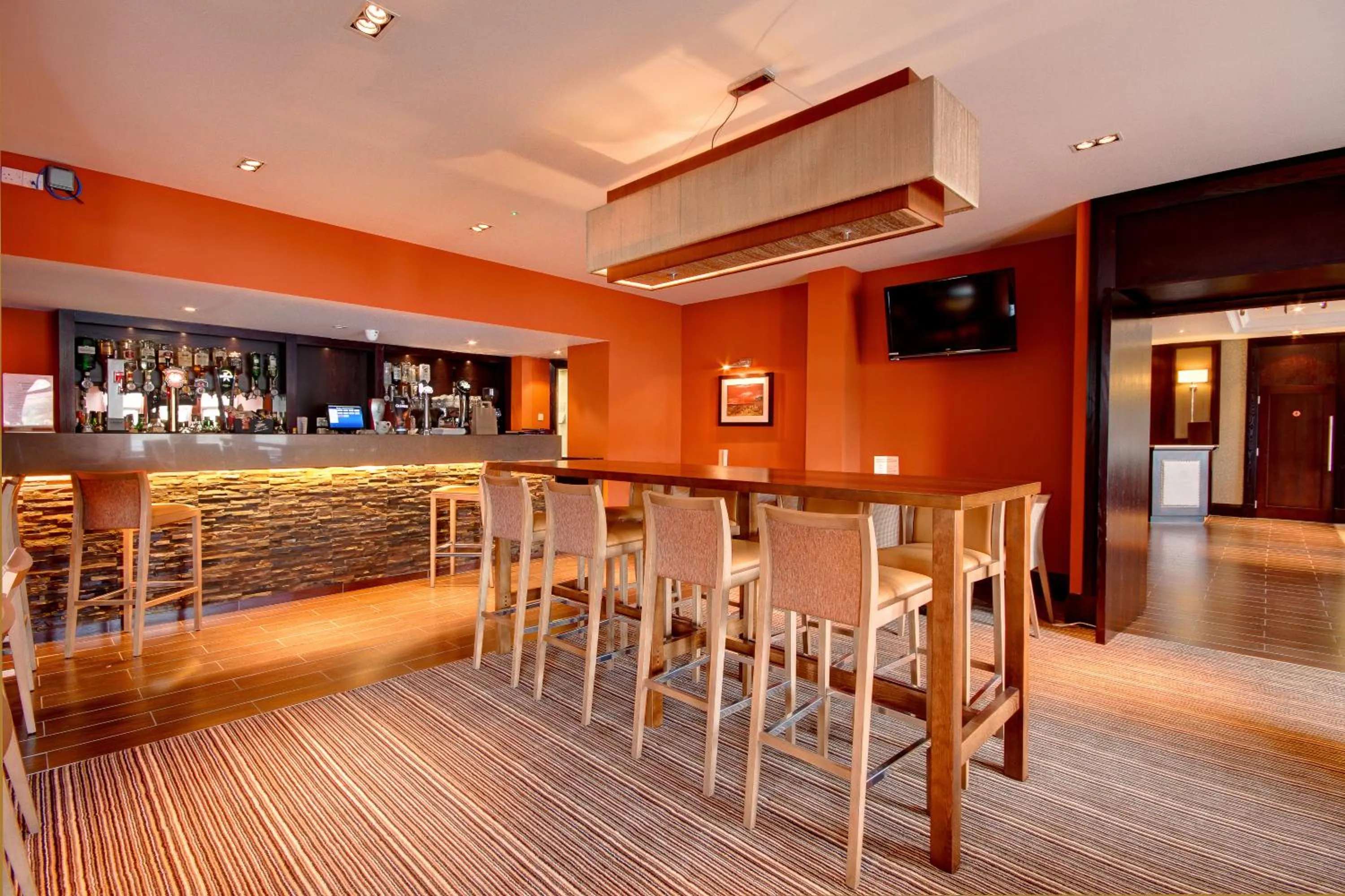 Lounge or bar in Cruachan Hotel