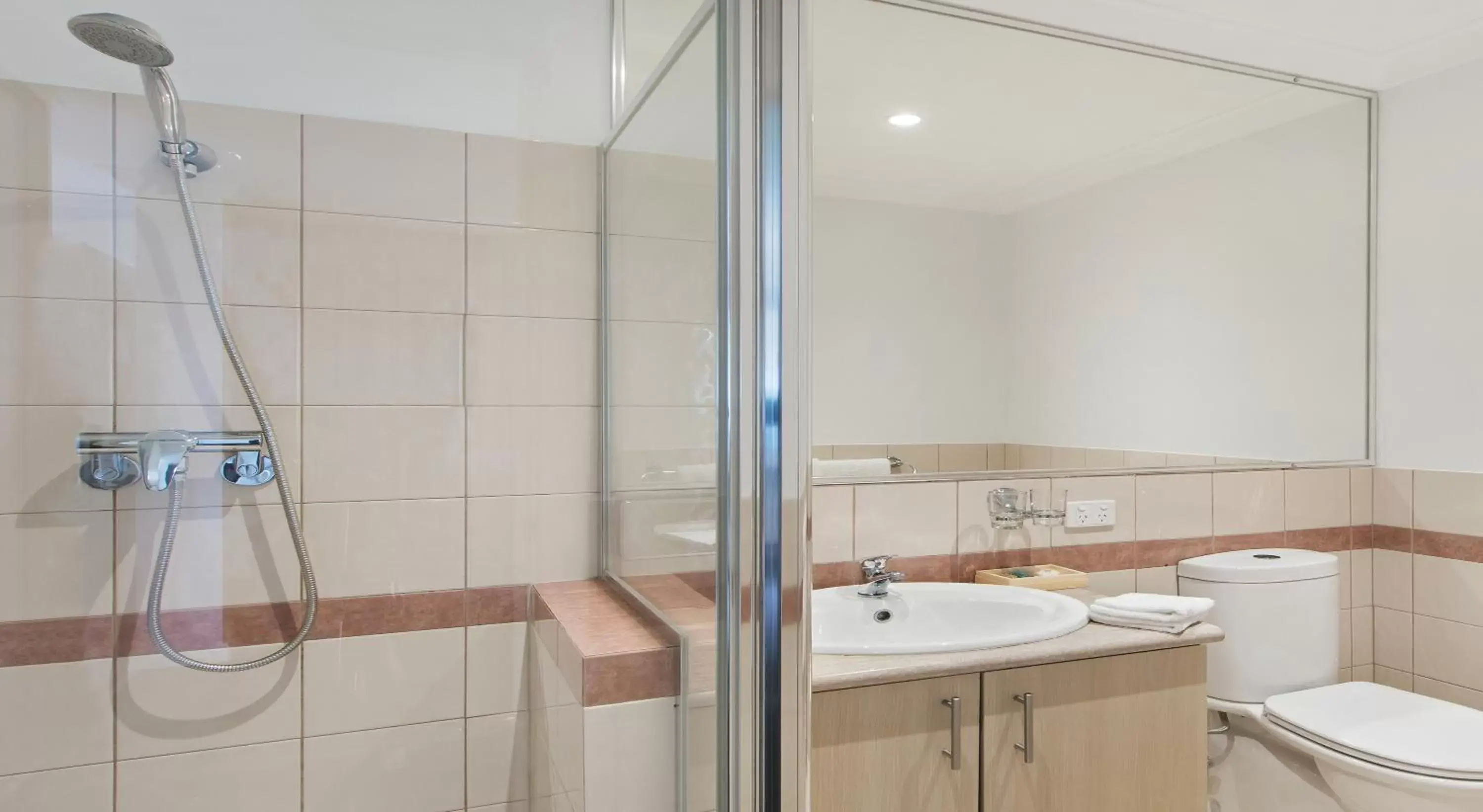 Bathroom in The Peninsula Riverside Serviced Apartments