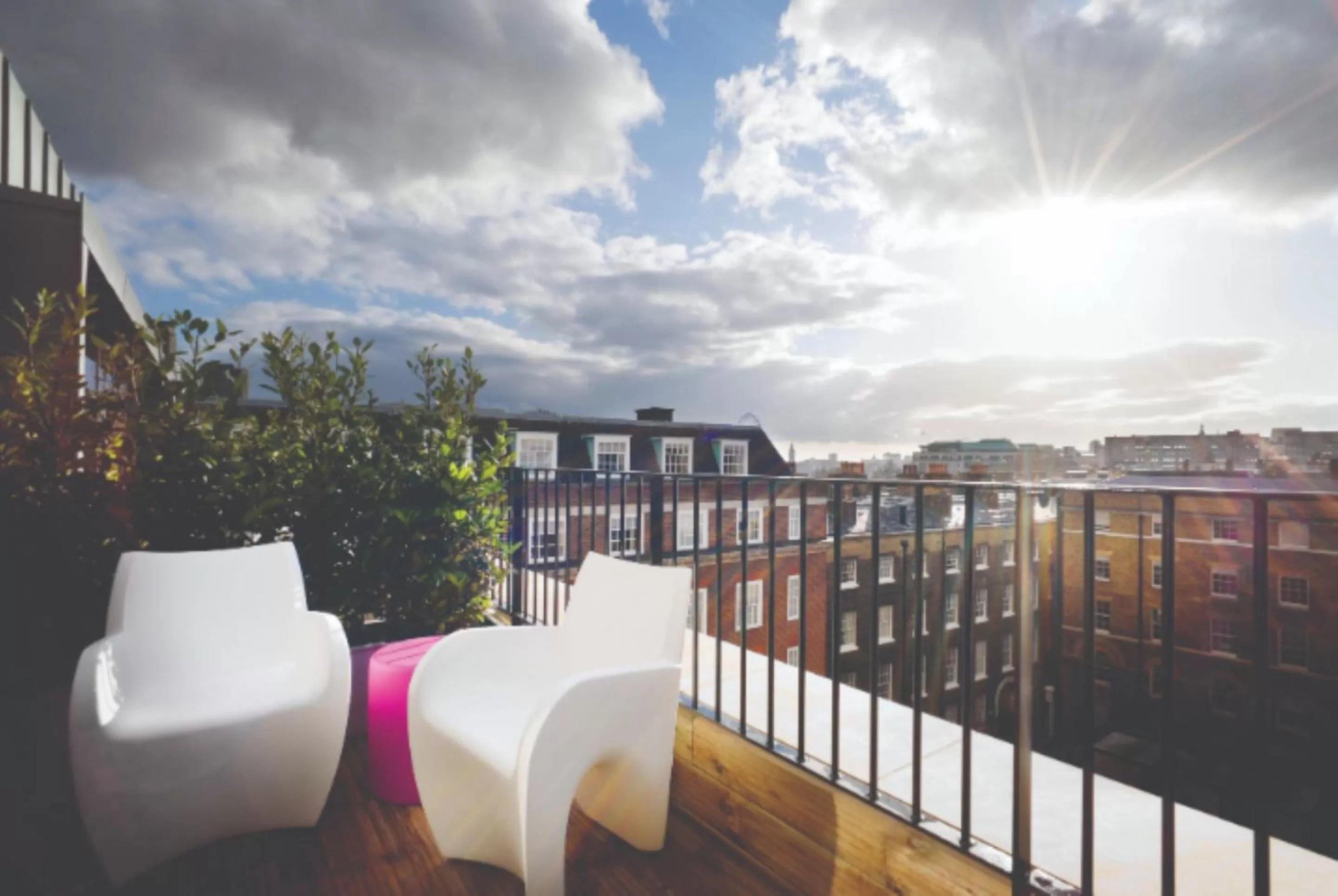 Day in Apex Temple Court Hotel