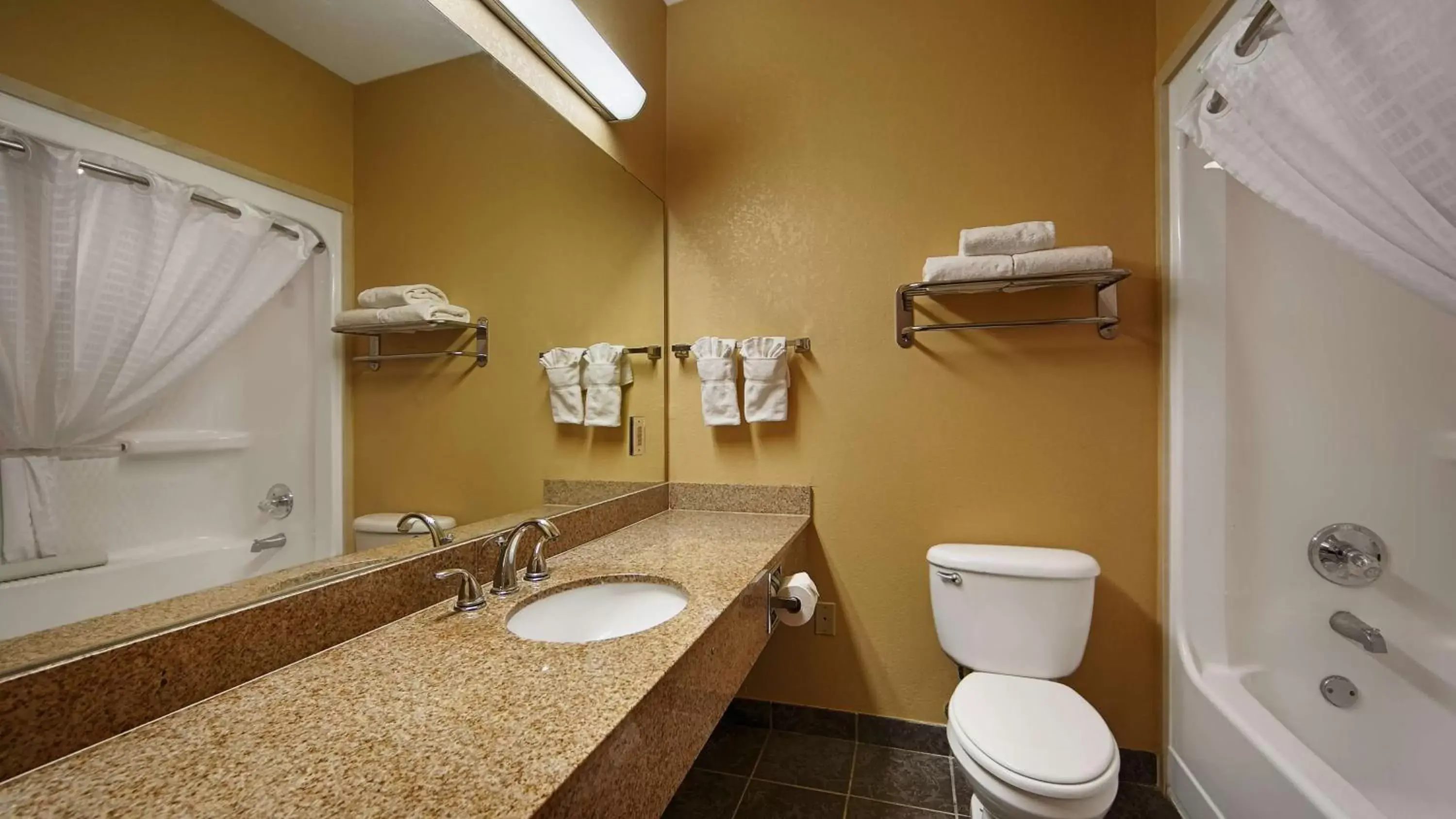 Bathroom in Texas Inn Beeville