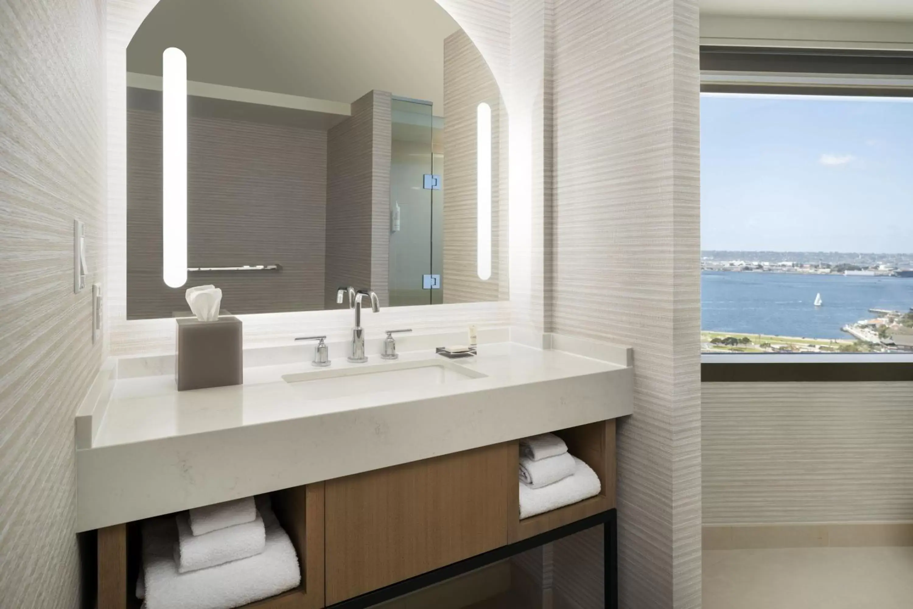 Bathroom in San Diego Marriott Marquis and Marina