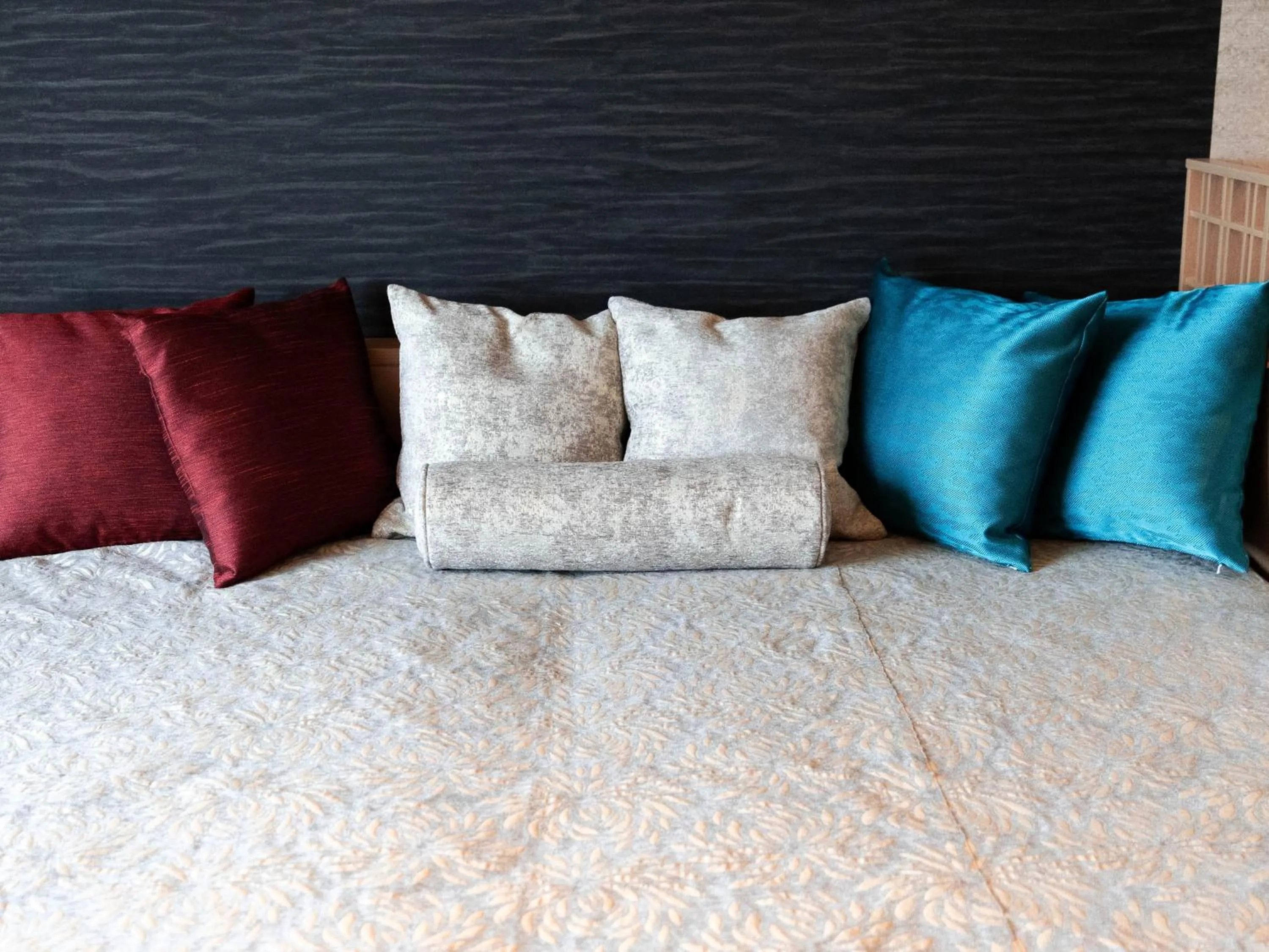 Photo of the whole room, Bed in Hakodate Yunokawa Onsen Umi to Akari Hewitt Resort