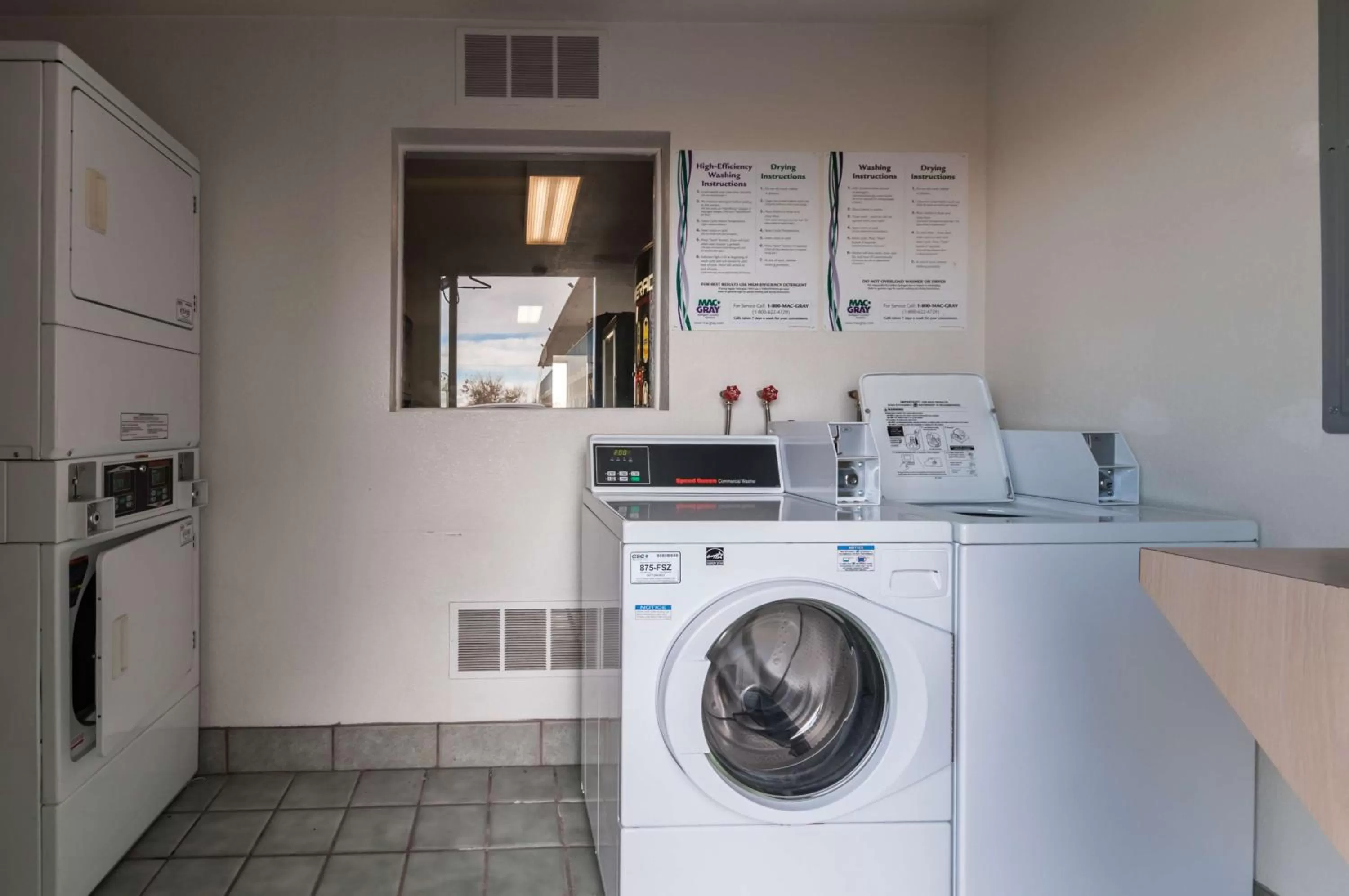 laundry in Motel 6-Green River, UT