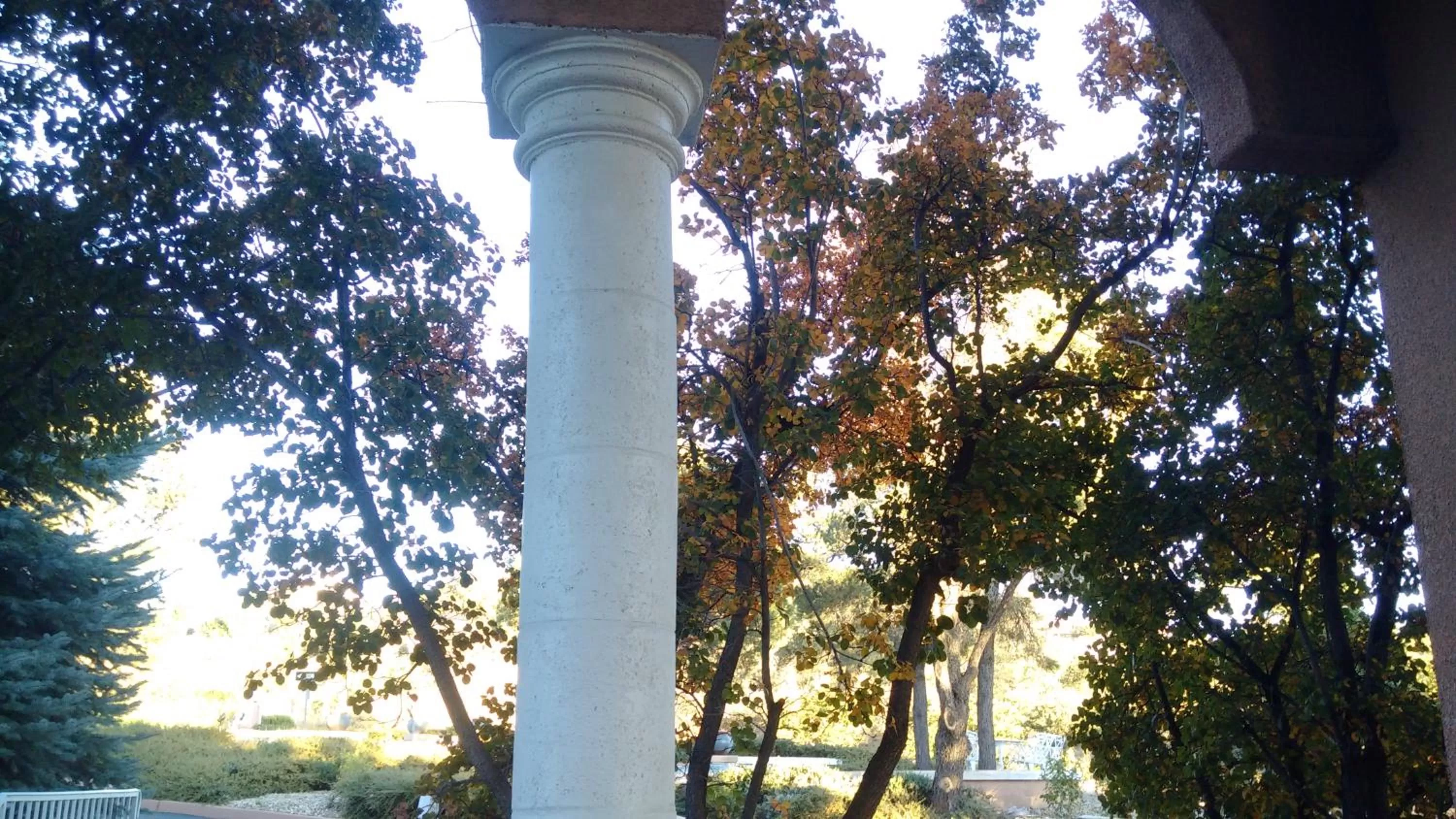 Facade/entrance in Forest Villas Hotel