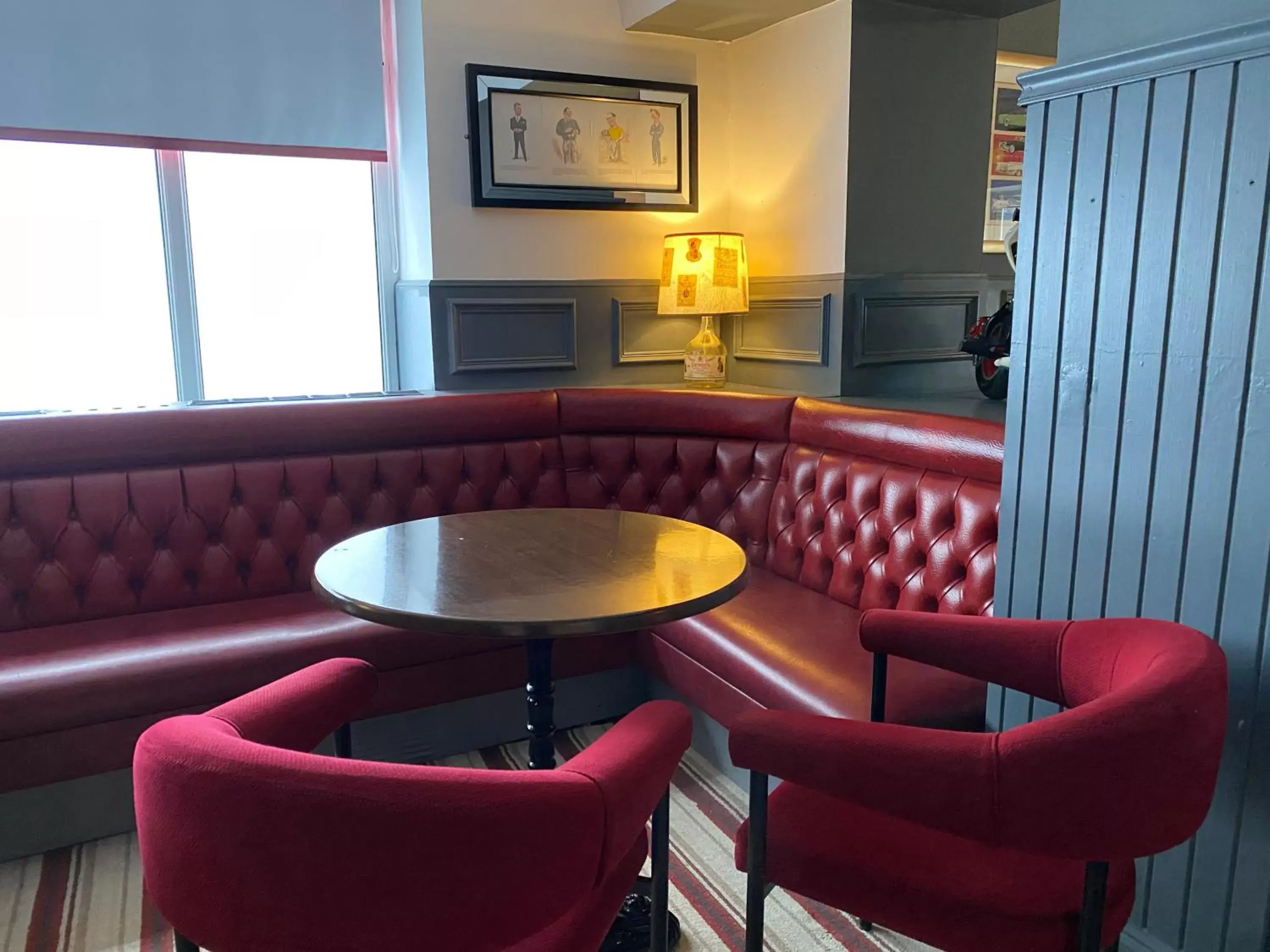 Lounge or bar, Lounge/Bar in The Crossroads Inn