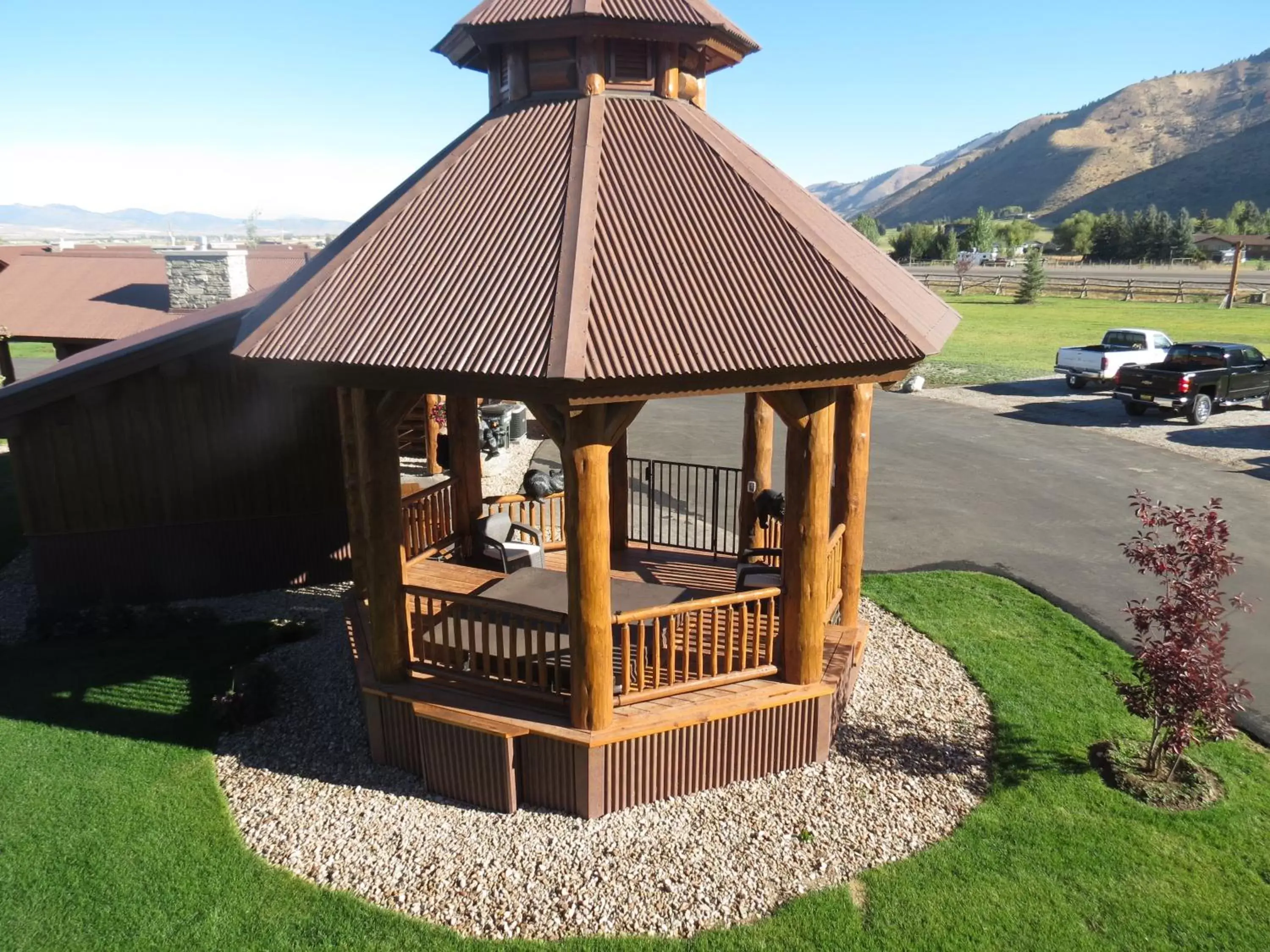 Hot Tub, Garden in Kodiak Mountain Resort