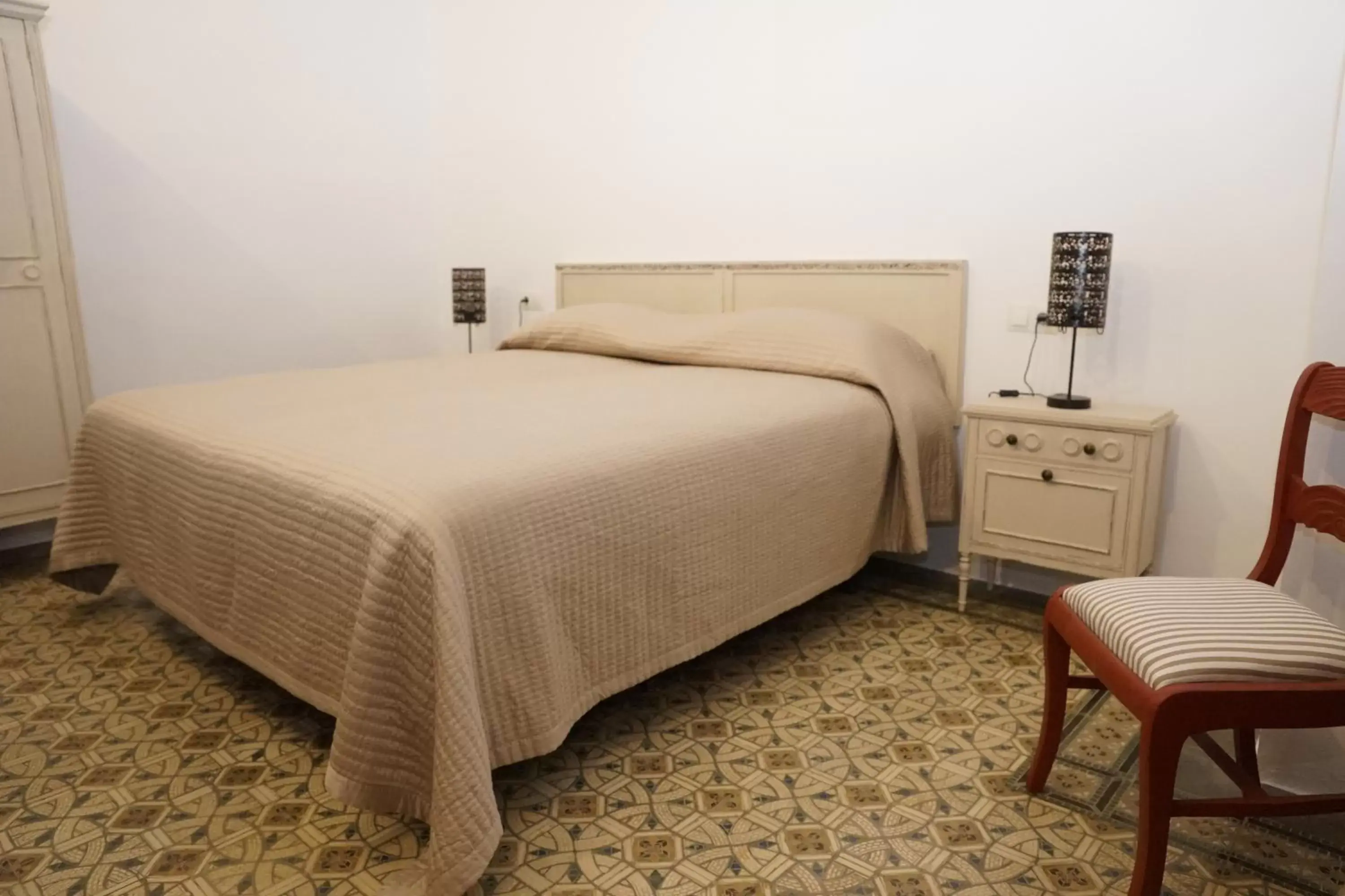 Photo of the whole room, Bed in Fuentepiedra Casa Rural Categoría Superior