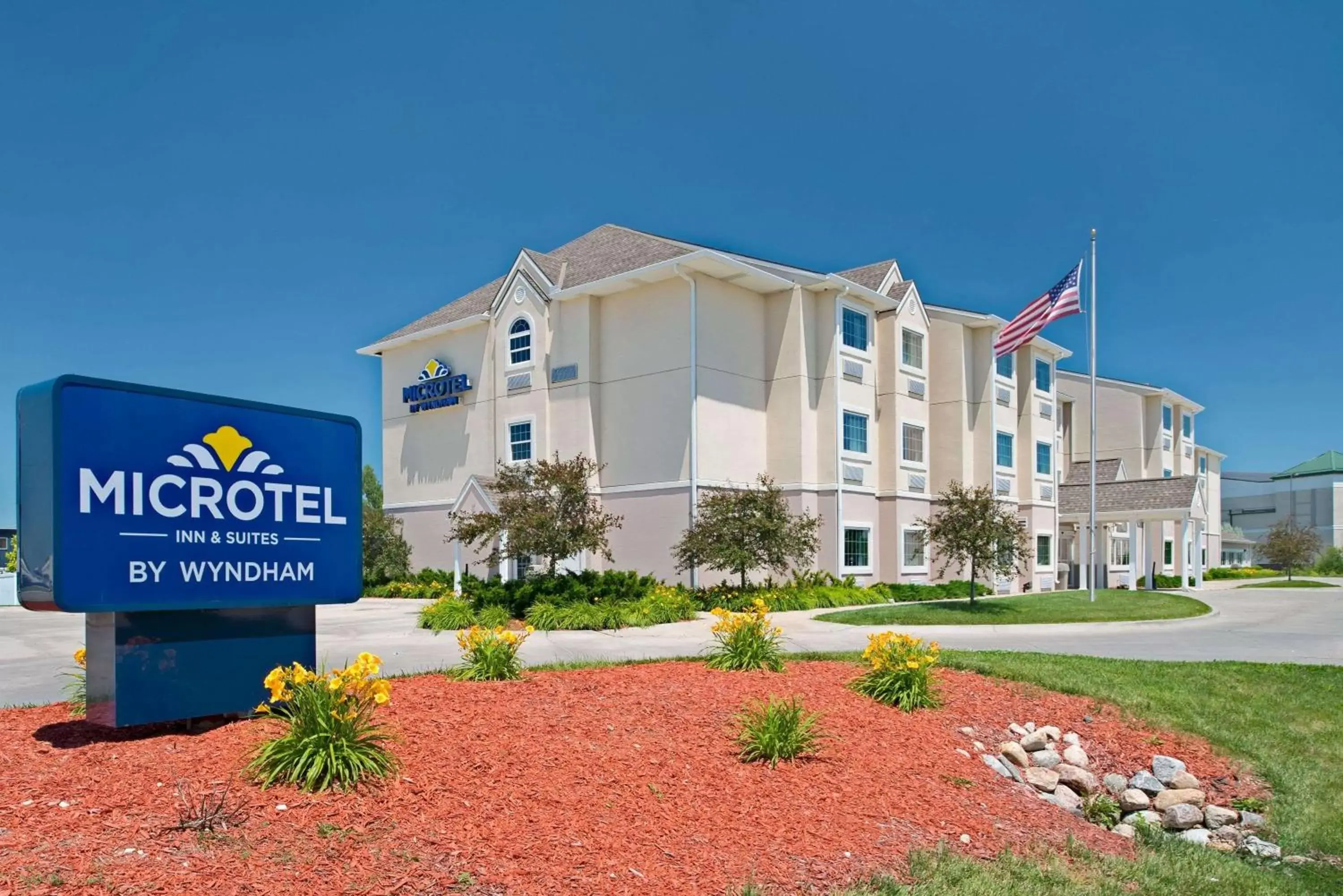 Property Building in Microtel Inn & Suites by Wyndham Bluffs