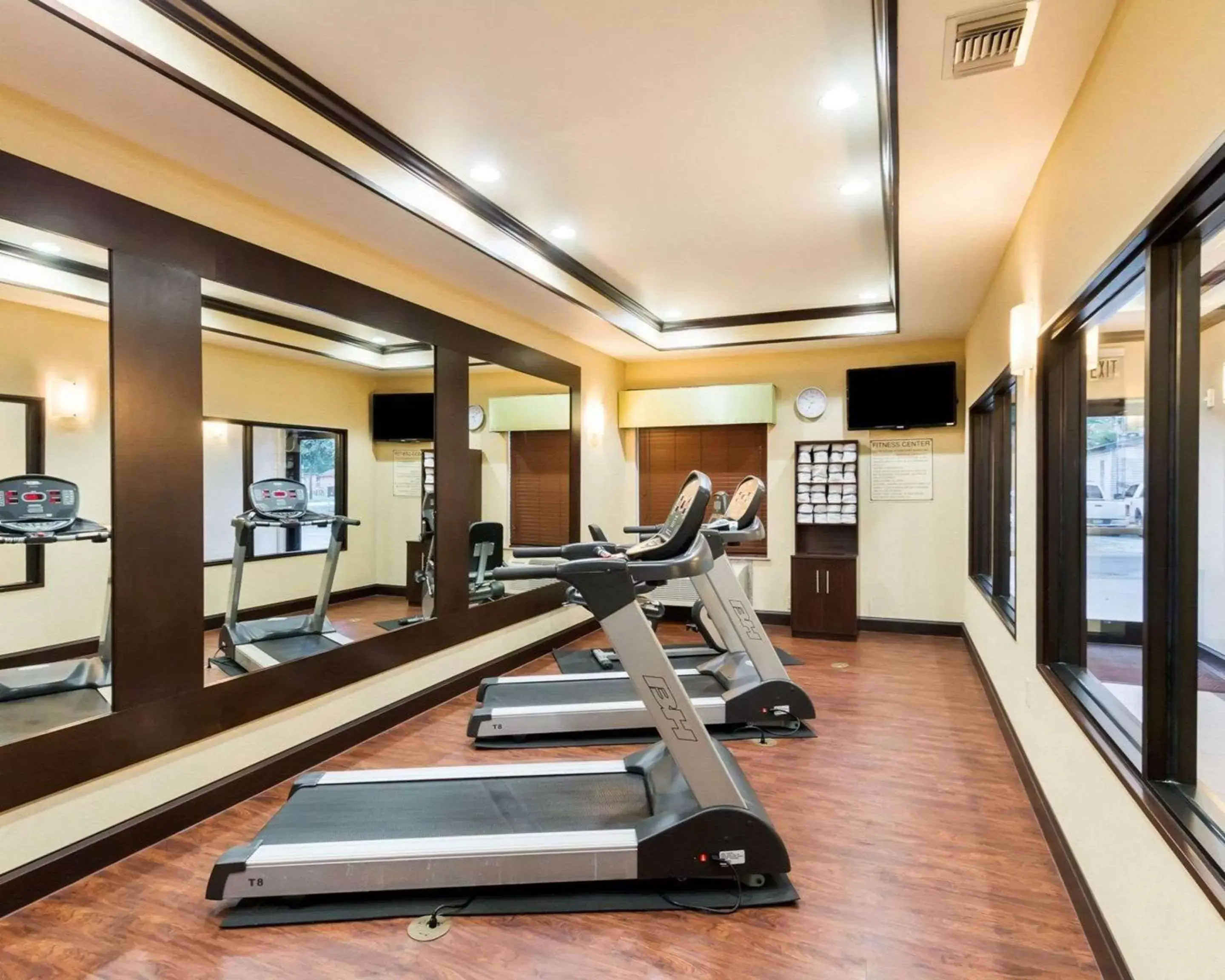 Fitness centre/facilities, Fitness Center/Facilities in Comfort Suites Jewett