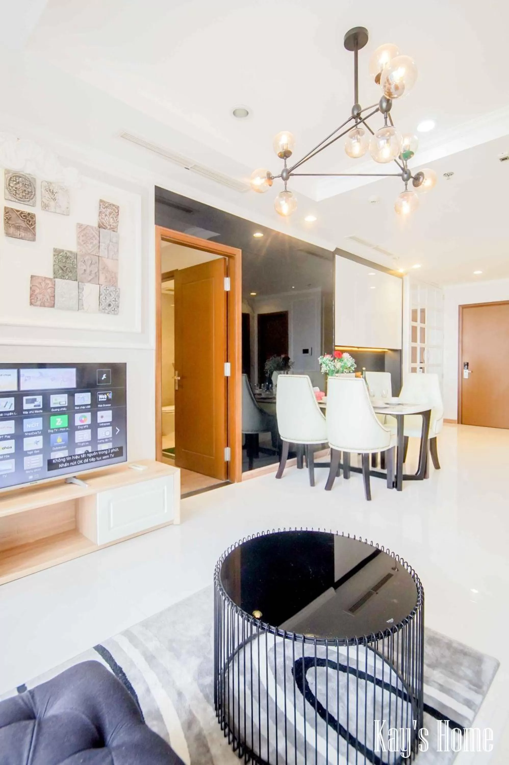 TV and multimedia, Seating Area in Vinhomes Central Park-Nice Homes