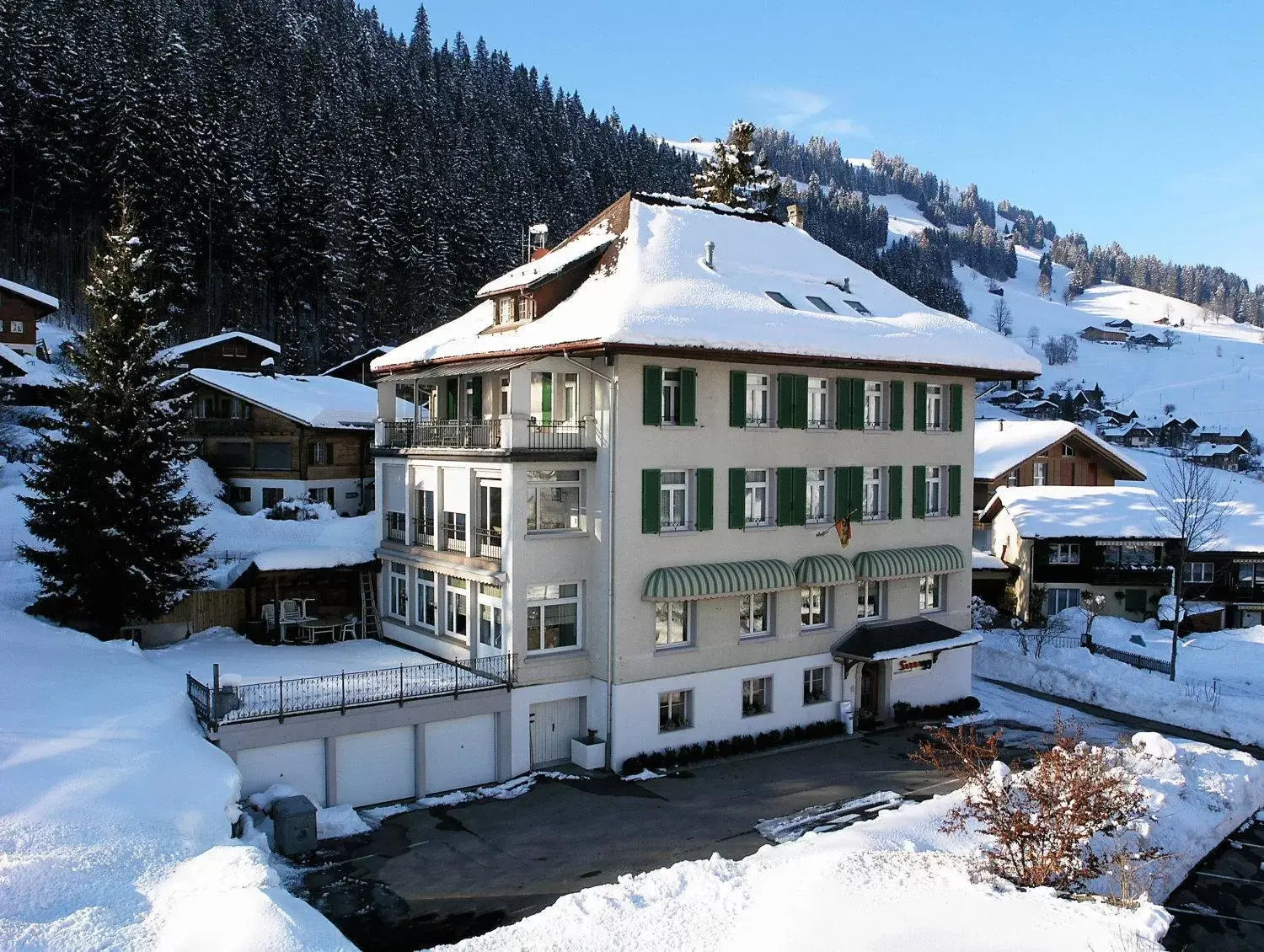 Facade/entrance, Winter in Sonnegg Hotel