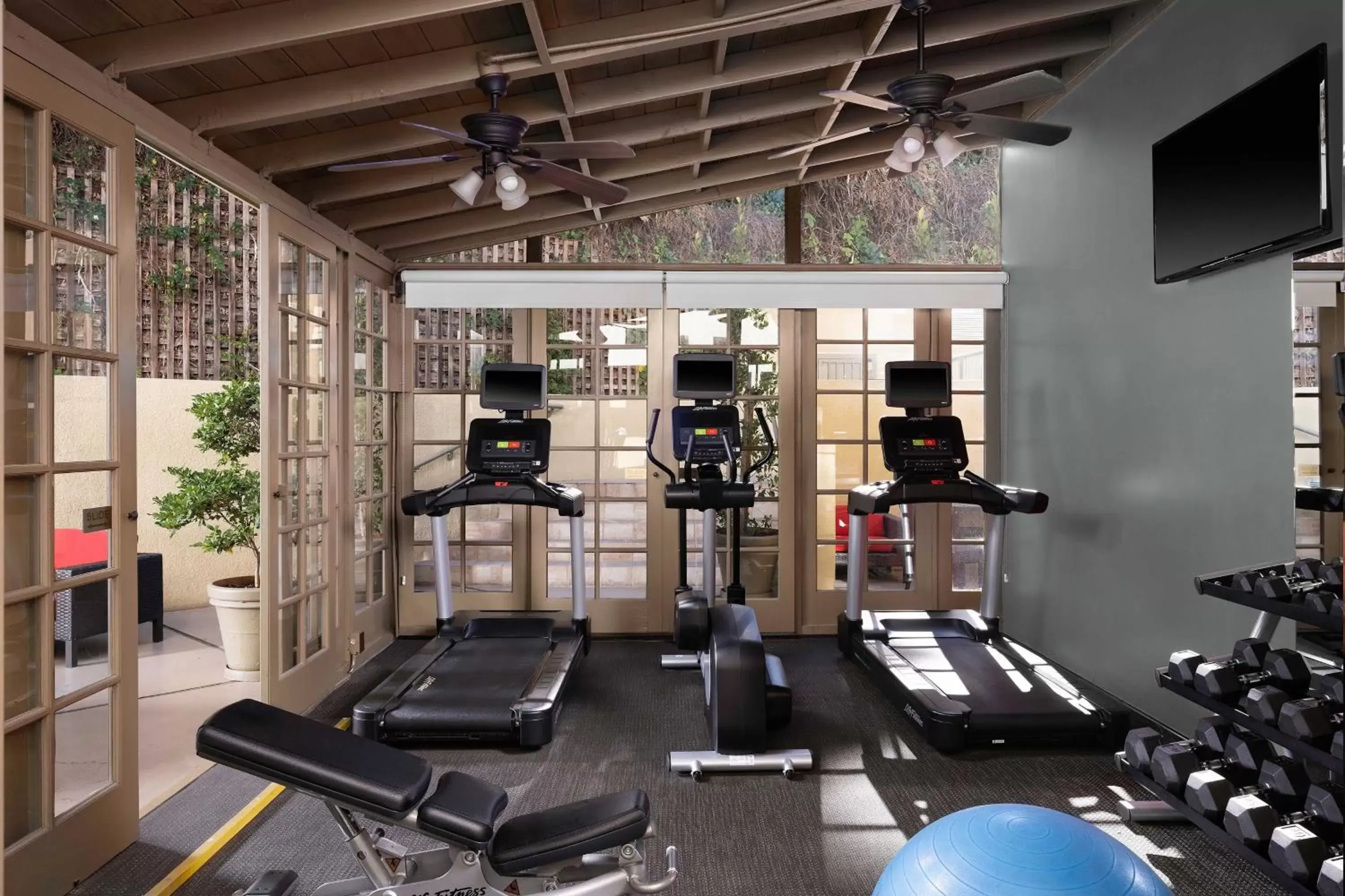 Fitness centre/facilities, Fitness Center/Facilities in Courtyard Los Angeles Century City/Beverly Hills