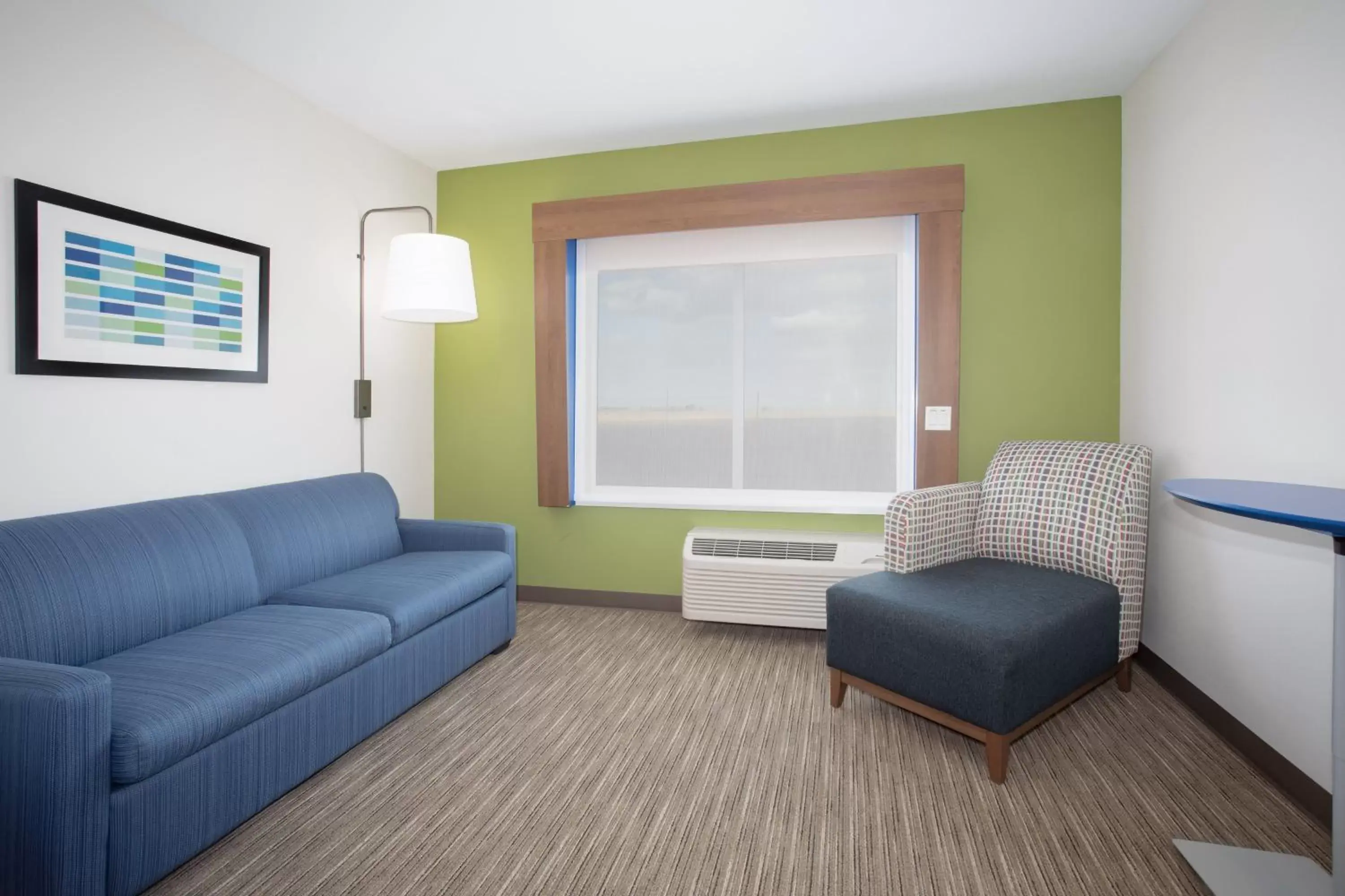 Photo of the whole room, Seating Area in Holiday Inn Express & Suites - Goodland I-70, an IHG Hotel