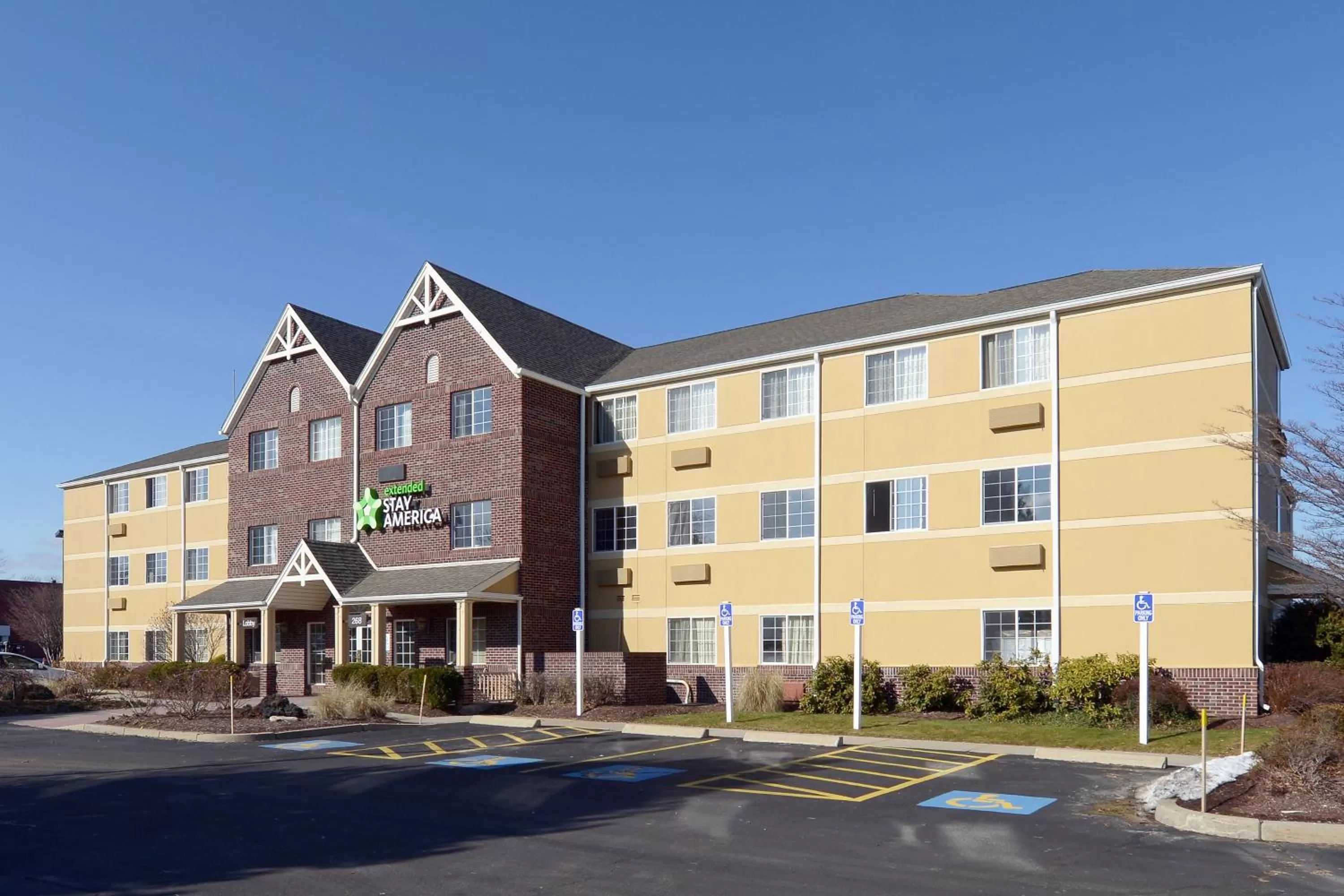Property building in Extended Stay America Select Suites - Providence - Airport