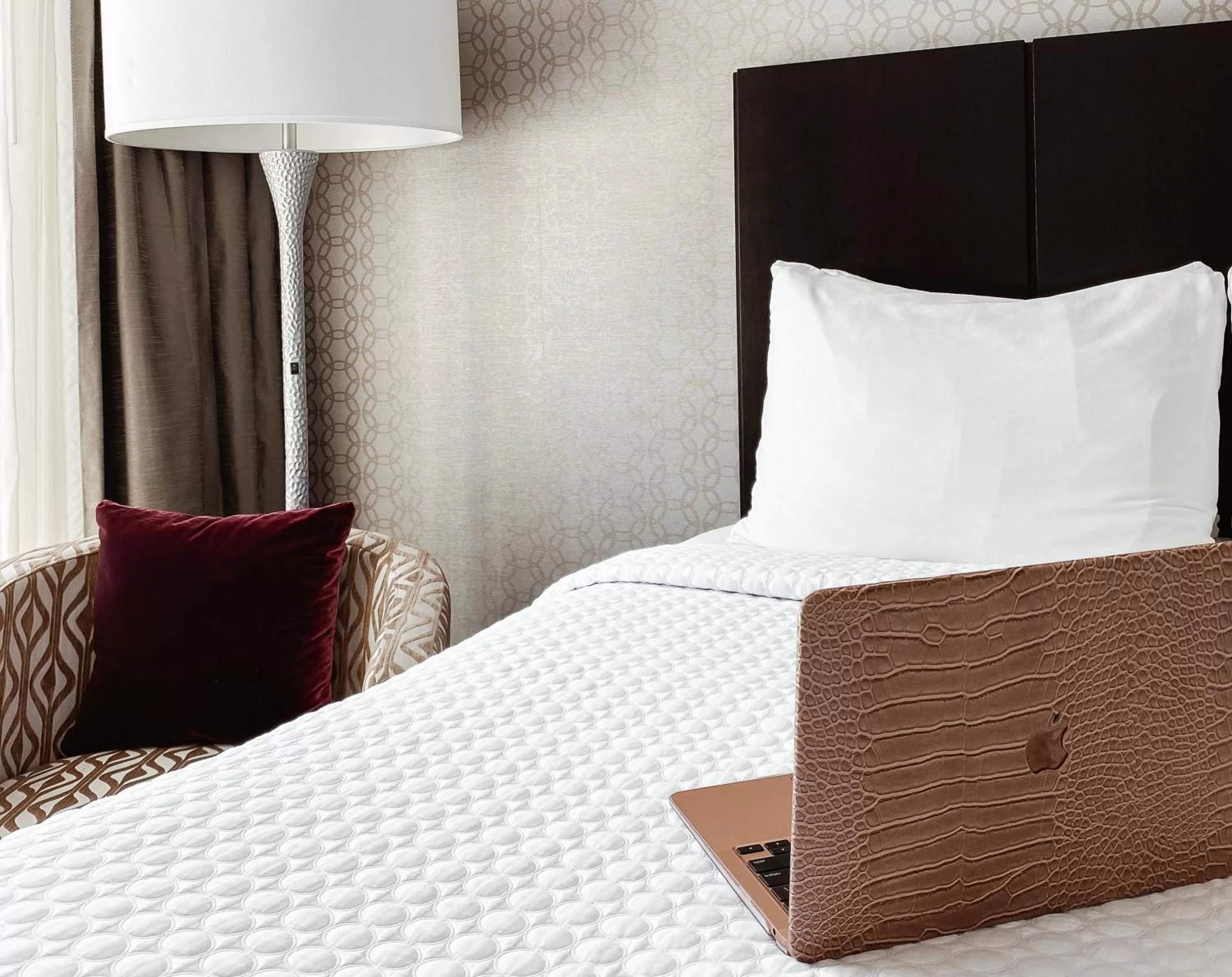 Photo of the whole room, Bed in Crowne Plaza Chicago SW - Burr Ridge by IHG