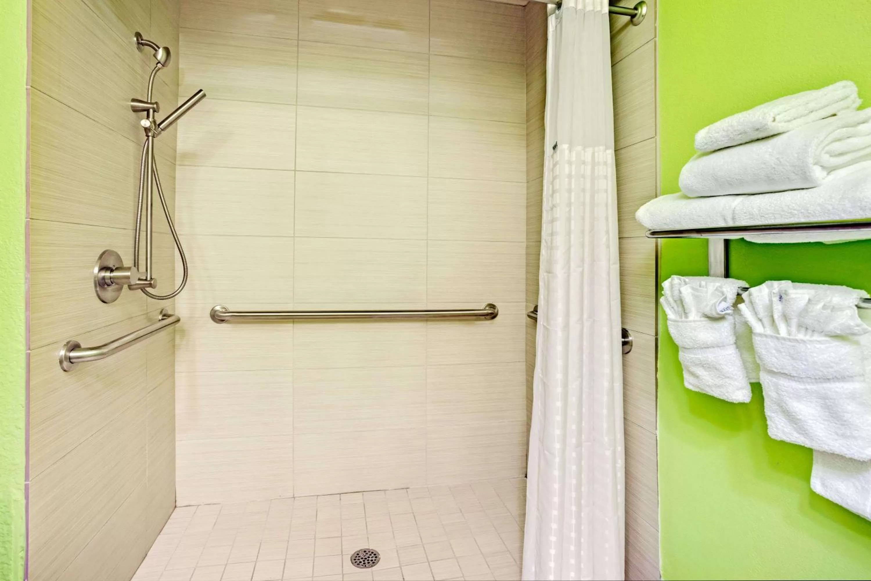 Photo of the whole room in Arya Inn & Suites