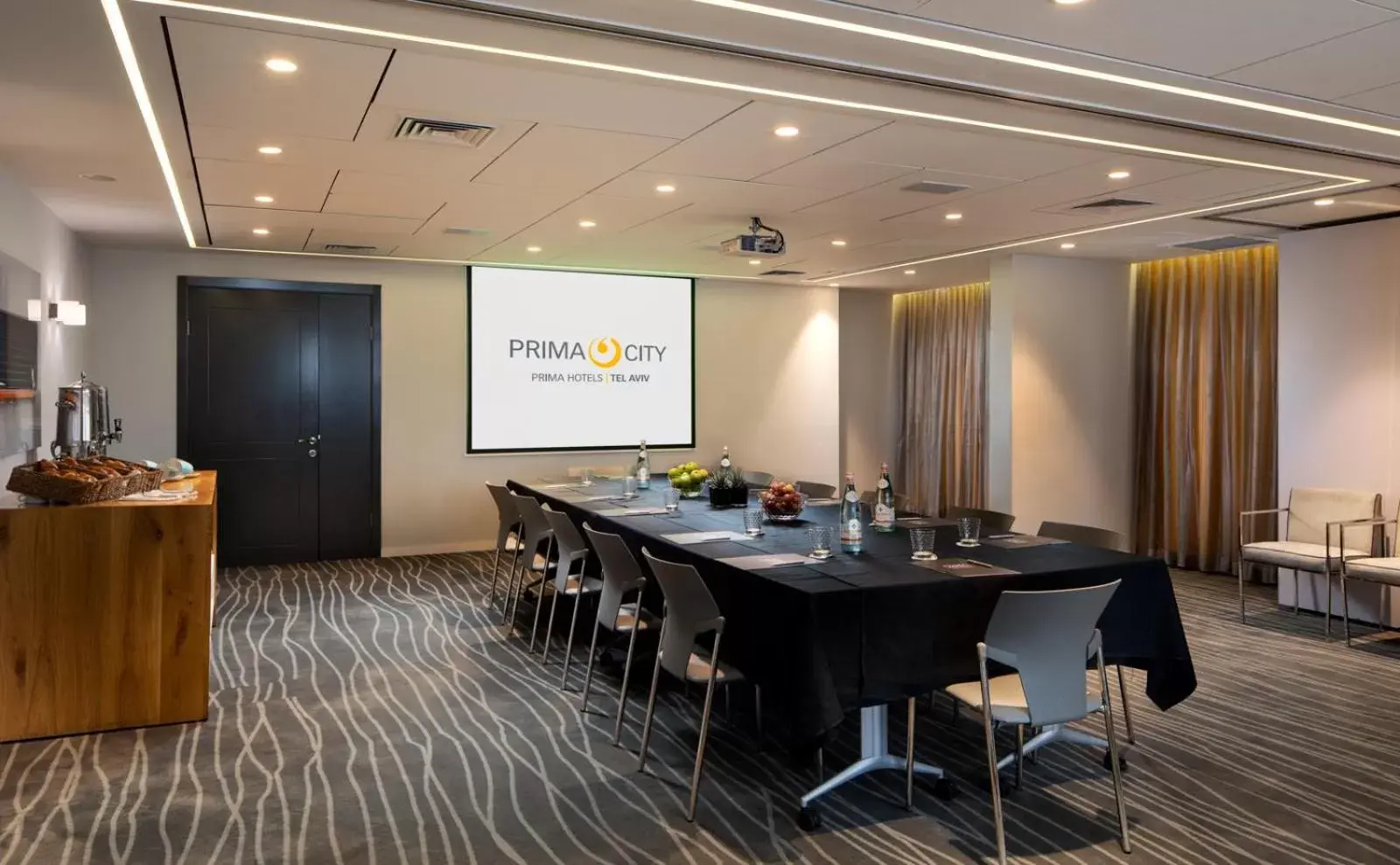 Meeting/conference room in Prima City Hotel