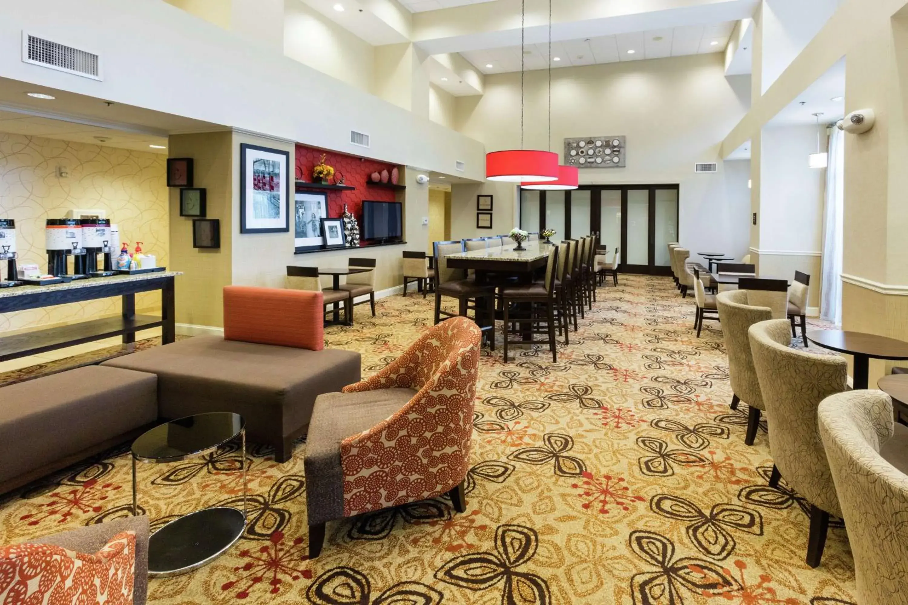 Lobby or reception, Restaurant/Places to Eat in Hampton Inn & Suites Jacksonville-Airport