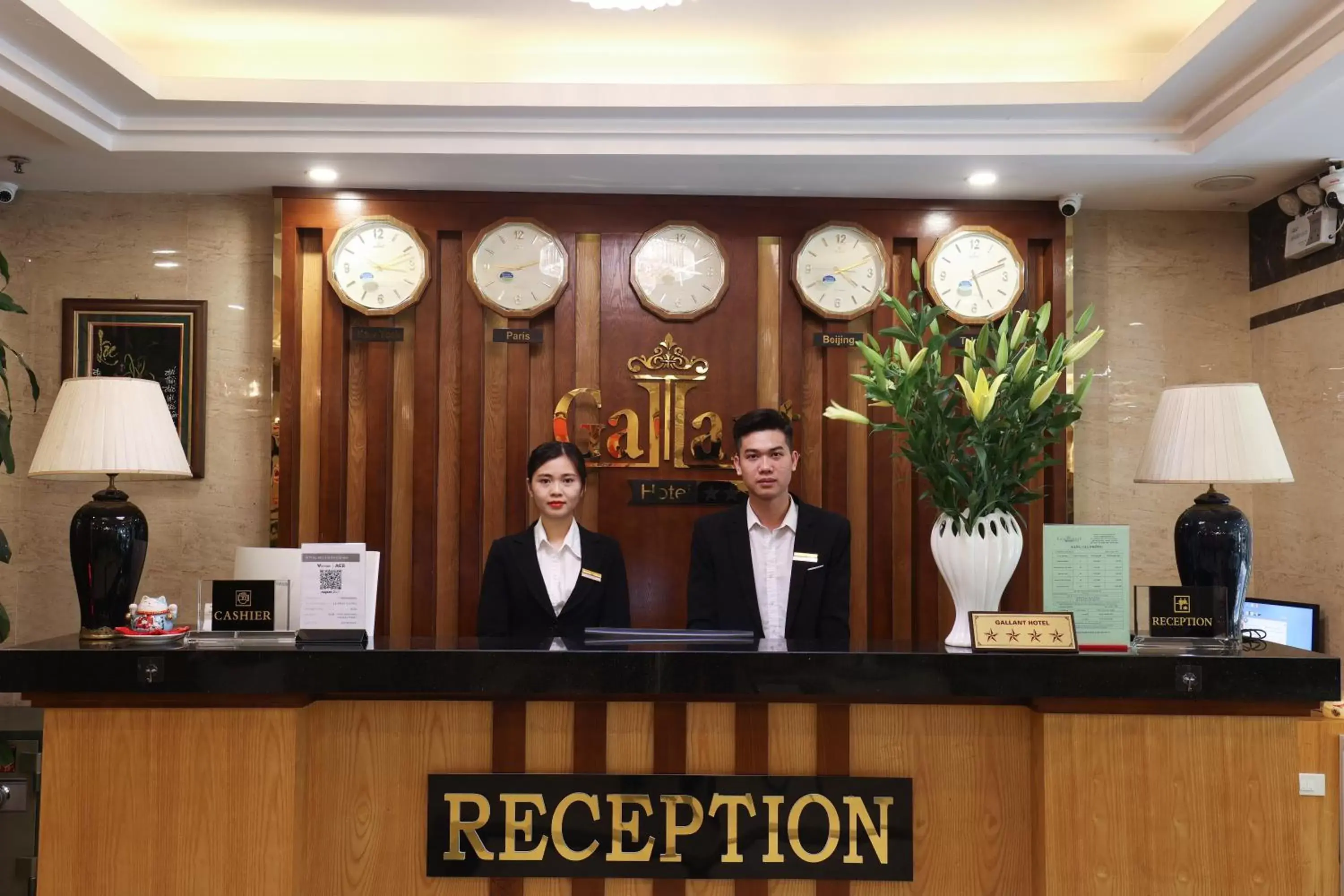 Staff, Lobby/Reception in Gallant Hotel