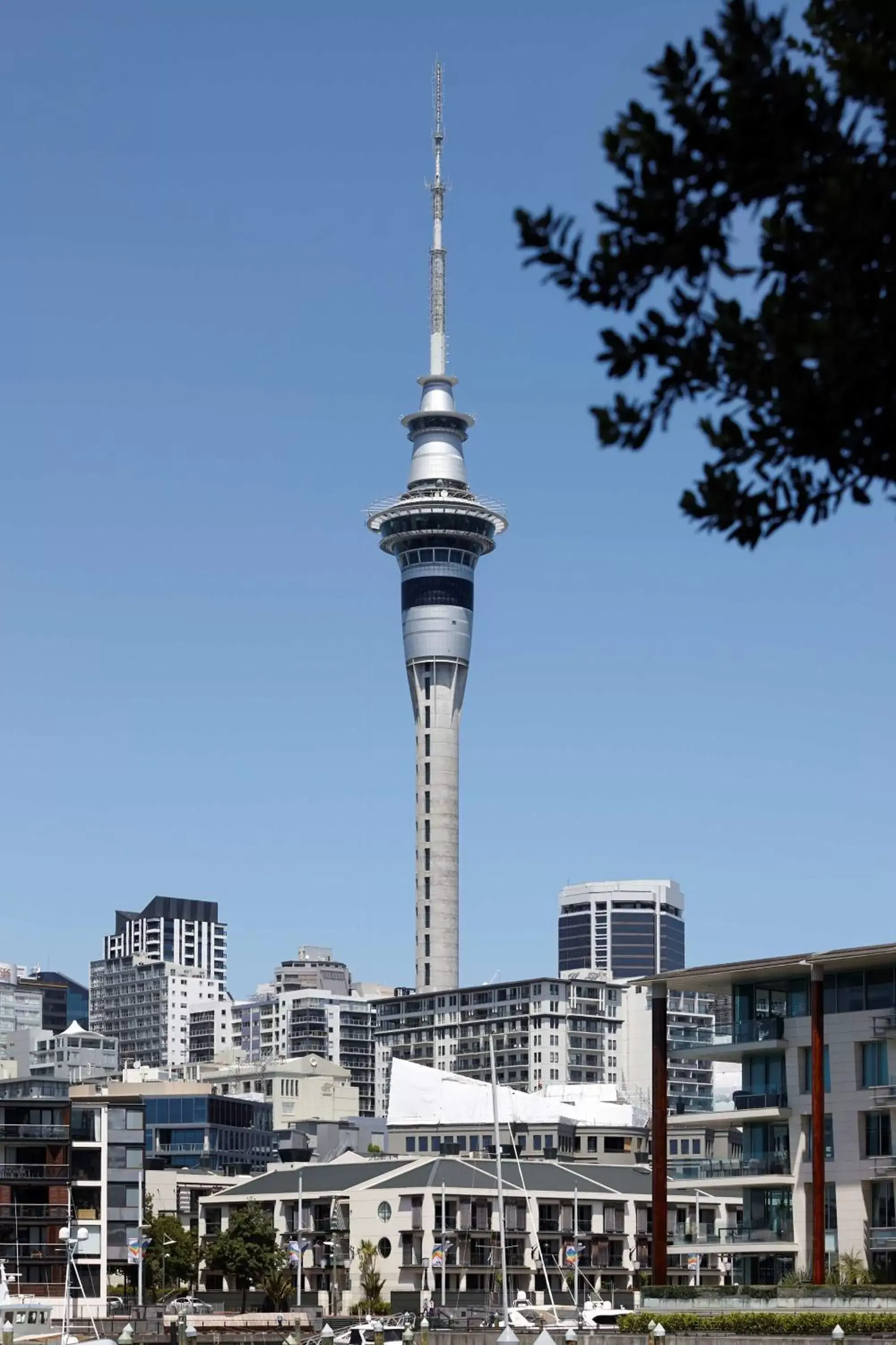 Photo of the whole room in Travelodge Hotel Auckland Wynyard Quarter