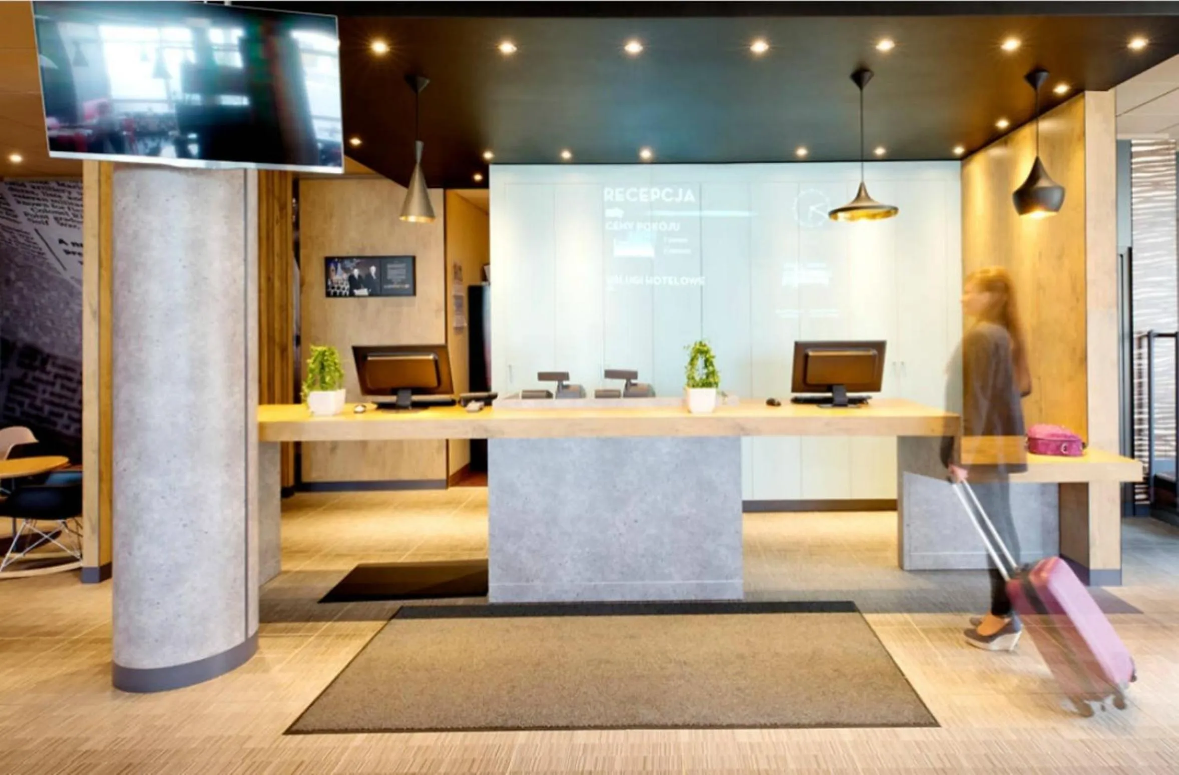 Lobby or reception in Ibis Warszawa Ostrobramska