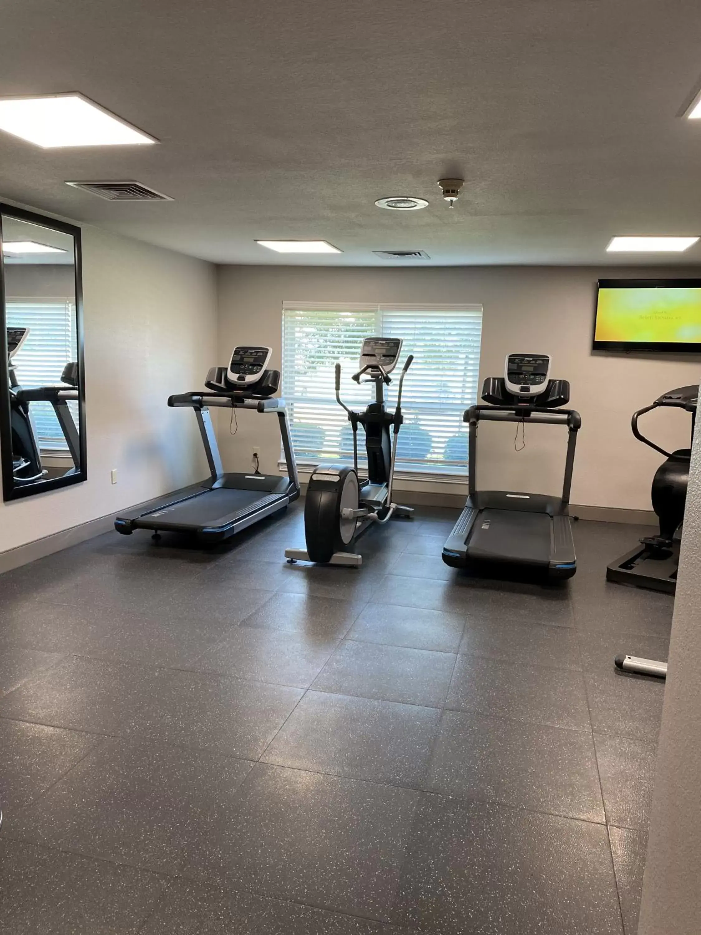 Fitness centre/facilities, Fitness Center/Facilities in Country Inn & Suites by Radisson, Fort Worth, TX