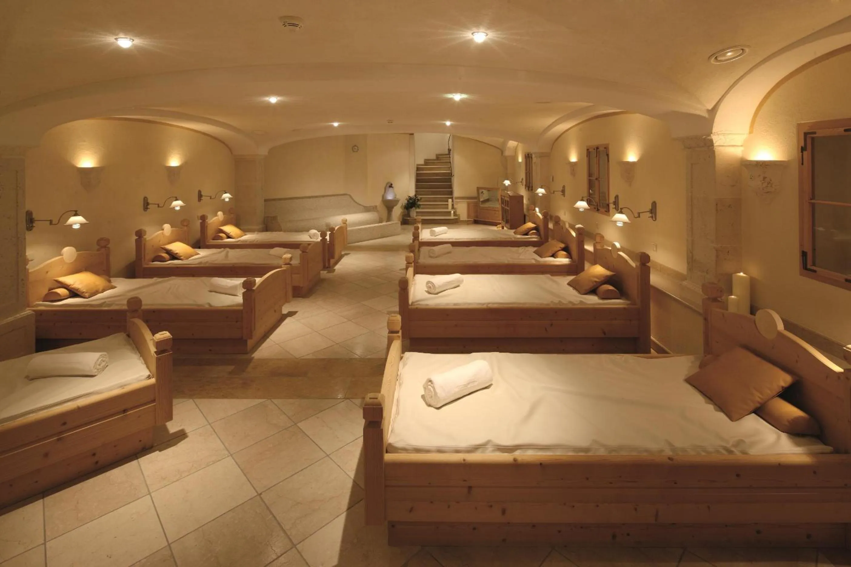 Spa and wellness centre/facilities, Bed in Kolfuschgerhof Mountain Resort