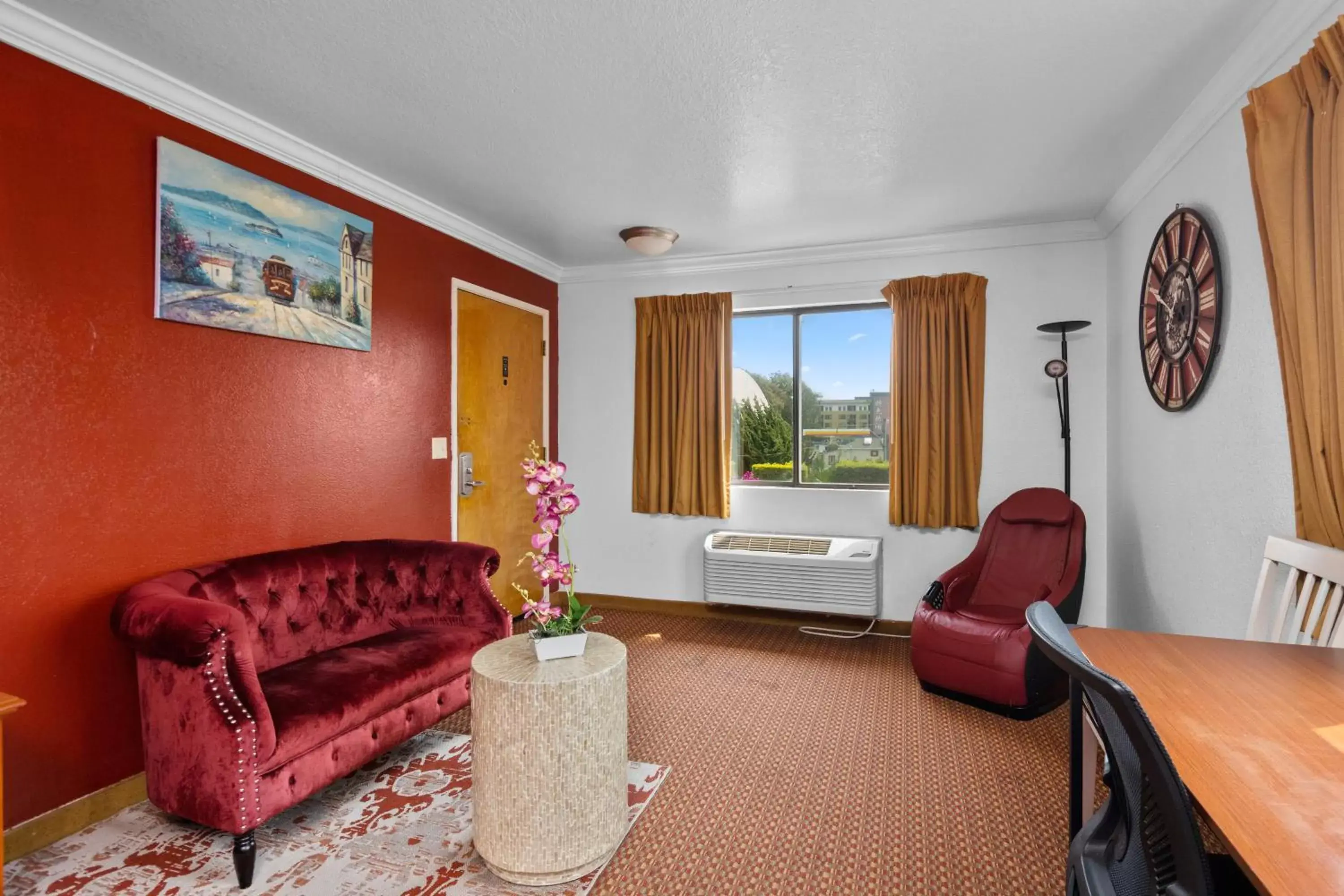 Seating Area in Americana Inn Motel