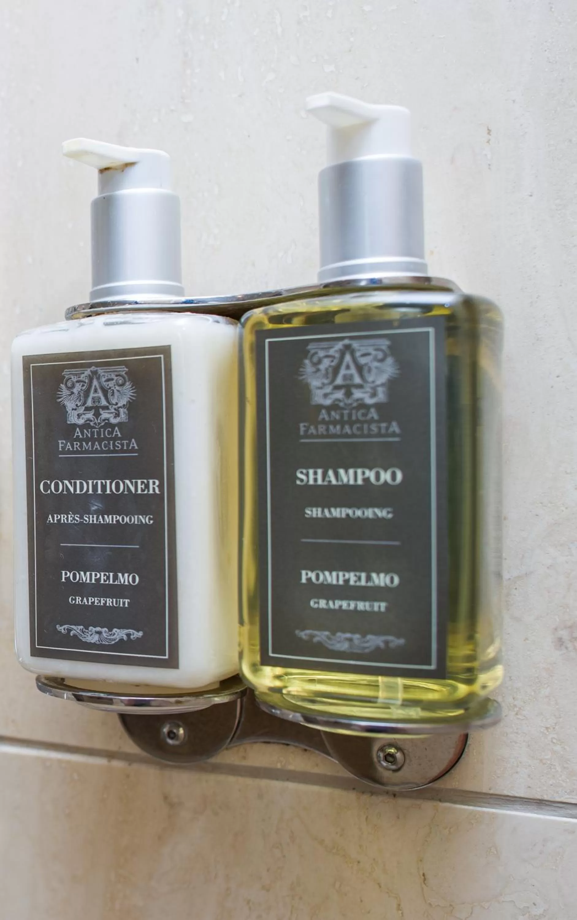 Decorative detail in Mayflower Park Hotel