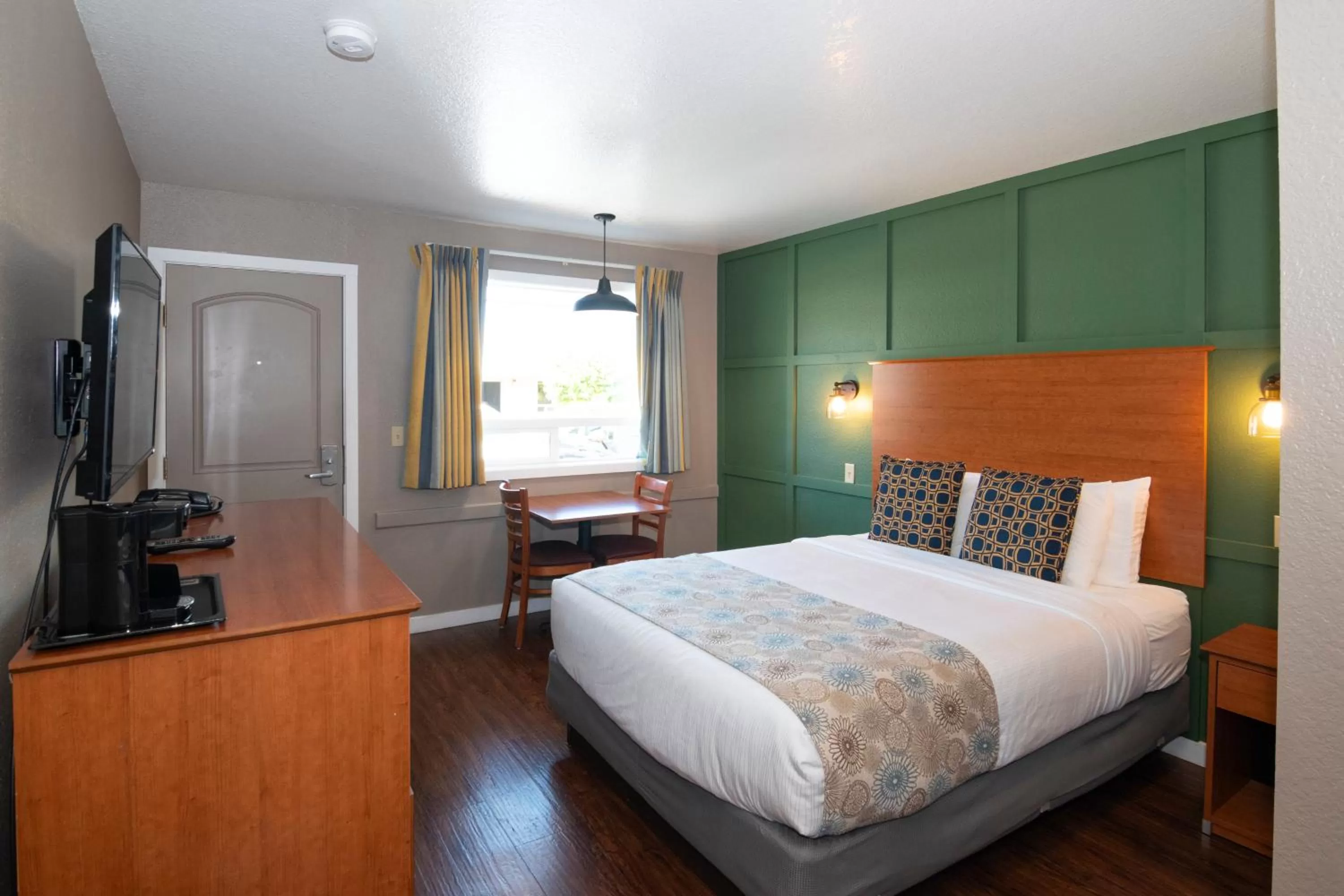 Nordic Inn and Suites