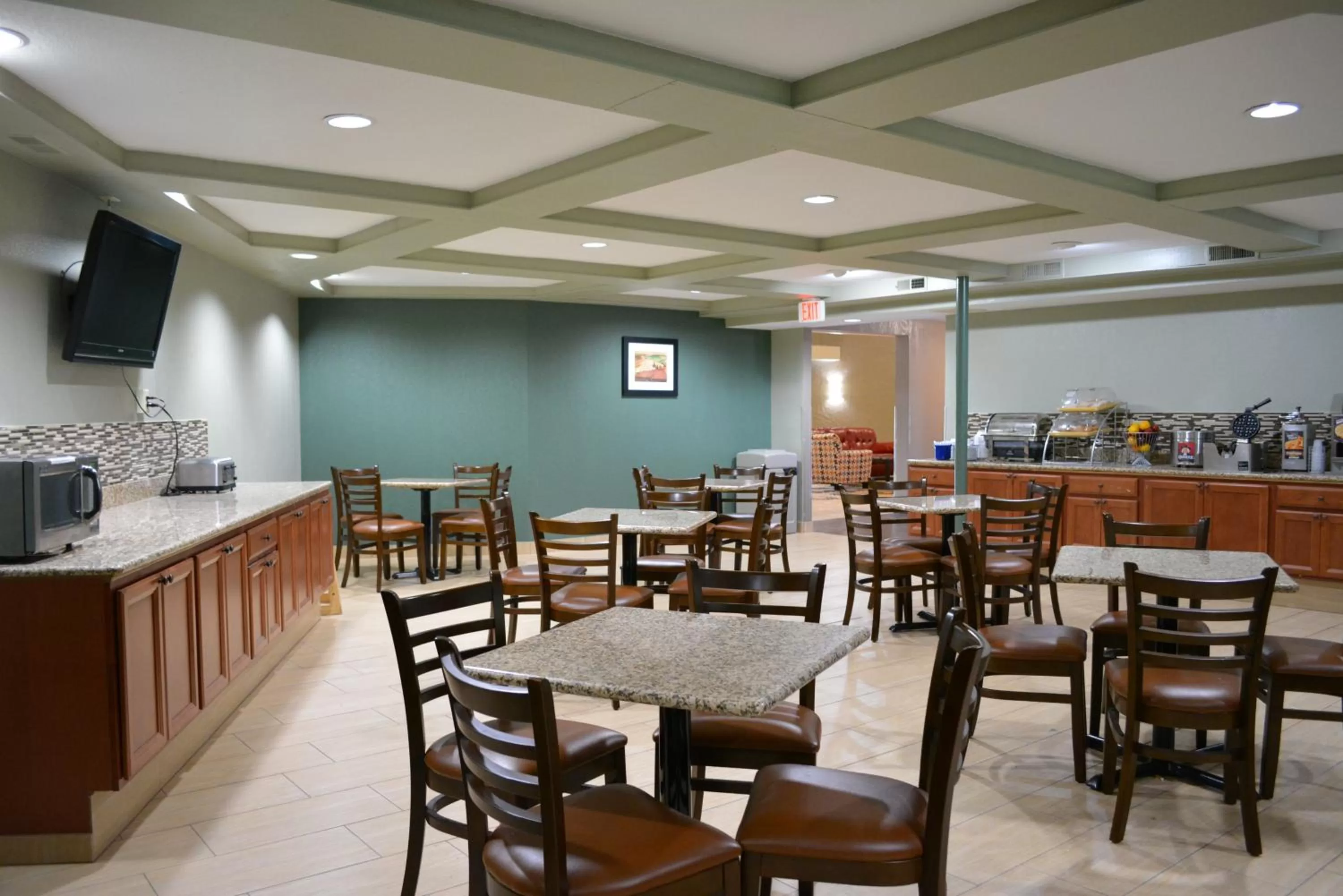Continental breakfast in Days Inn by Wyndham Clive - West Des Moines