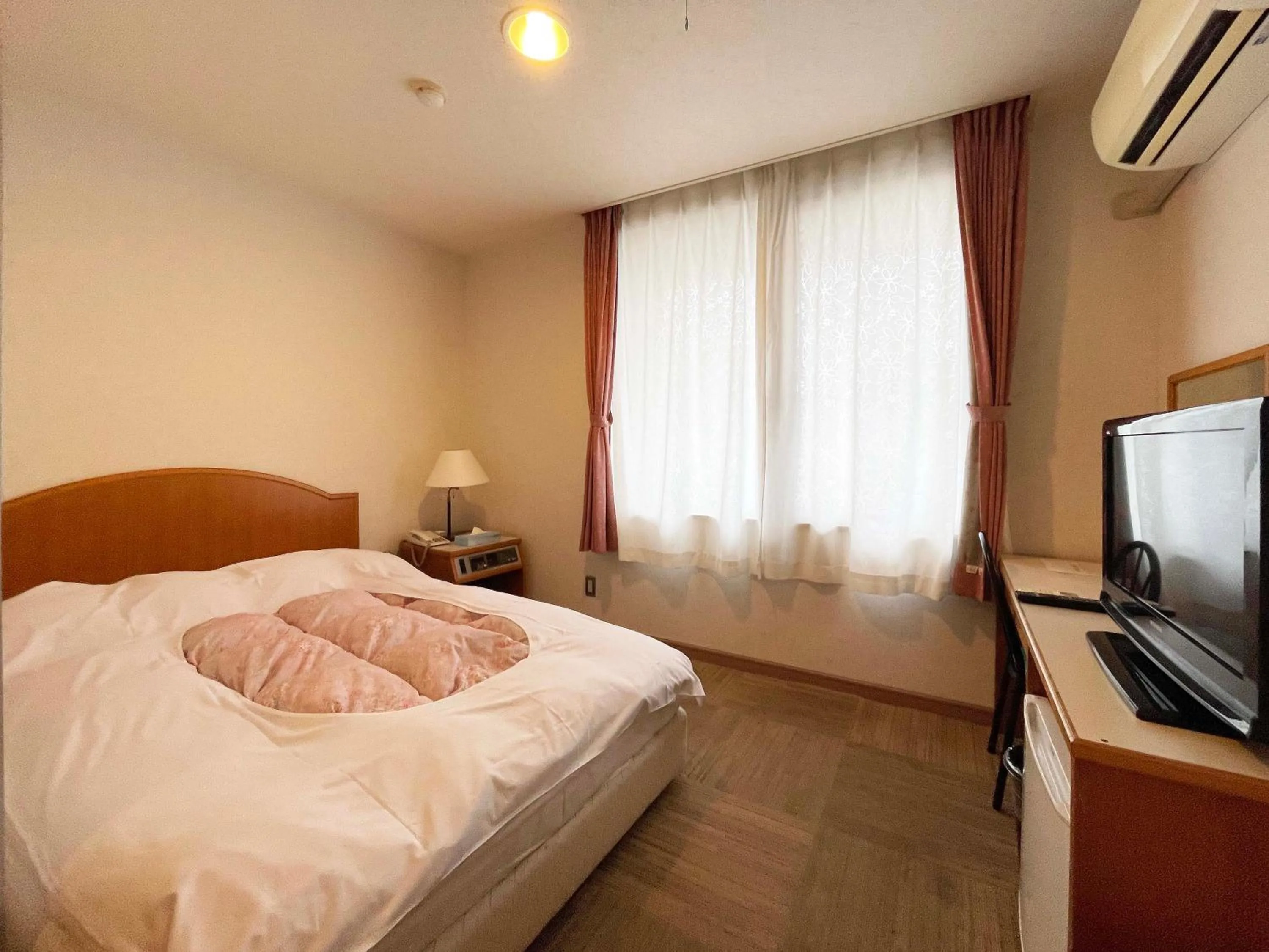 Photo of the whole room in Hotel Ginsui