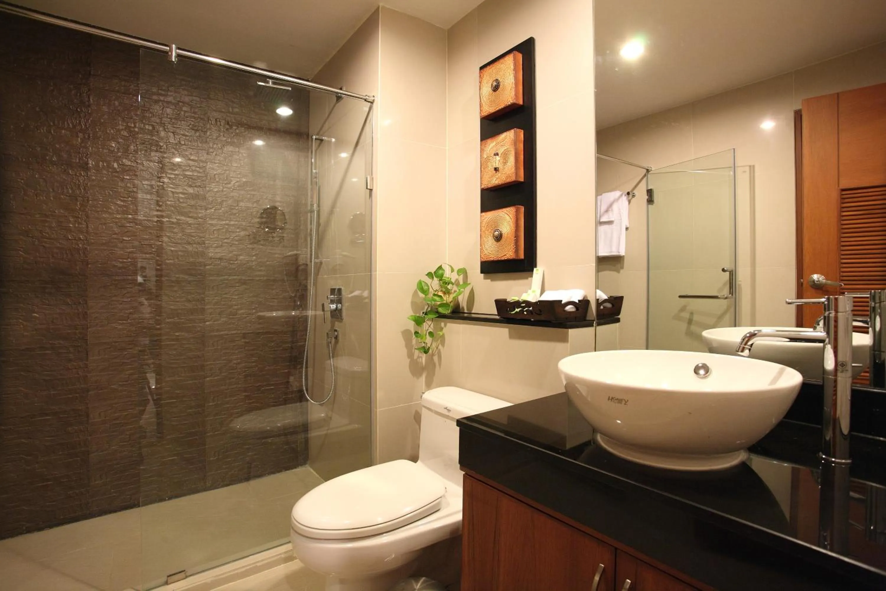 Bathroom in Amaranta Hotel