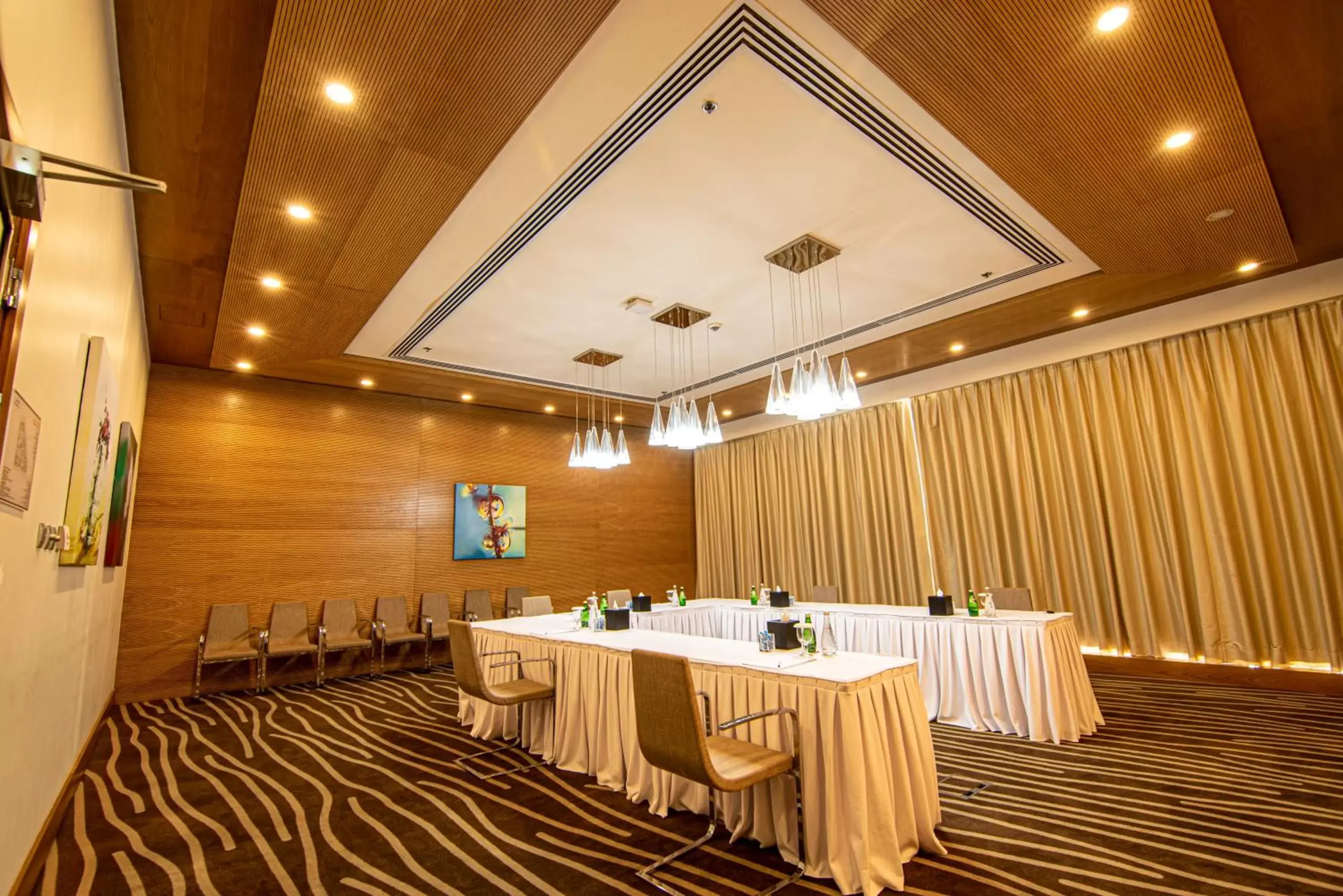 Meeting/conference room in Novotel Fujairah