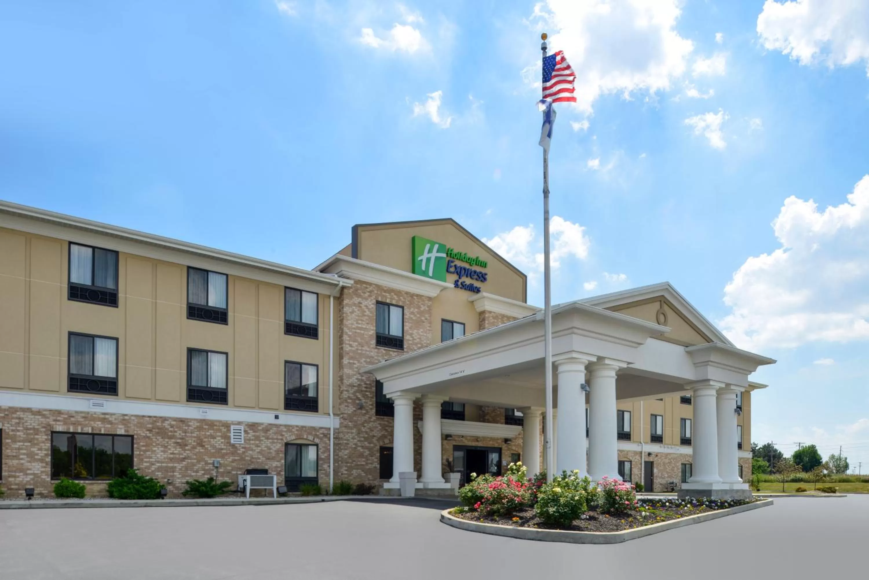 Property building in Holiday Inn Express & Suites Greenfield by IHG