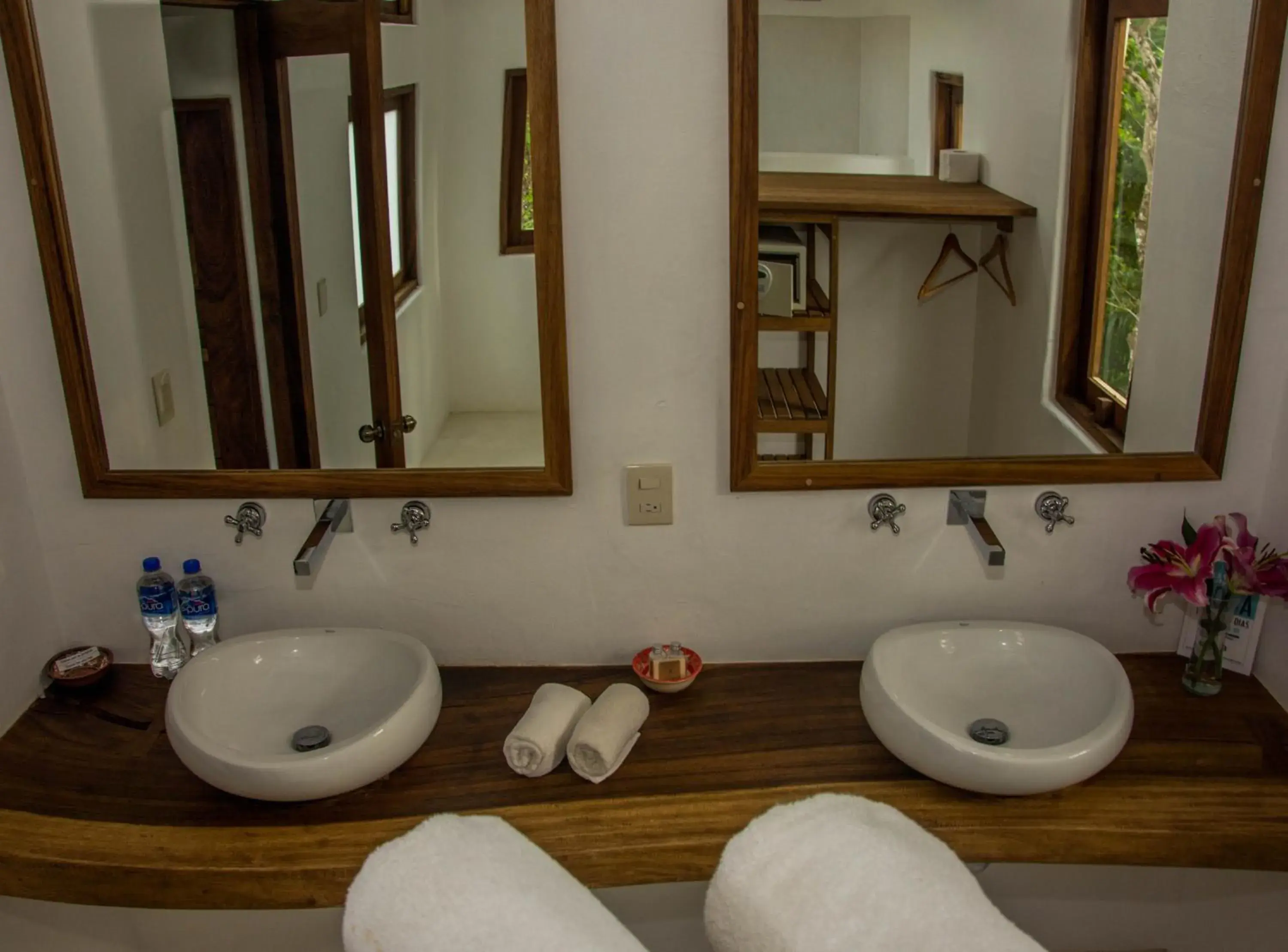 Bathroom in El Alquimista Yoga Spa