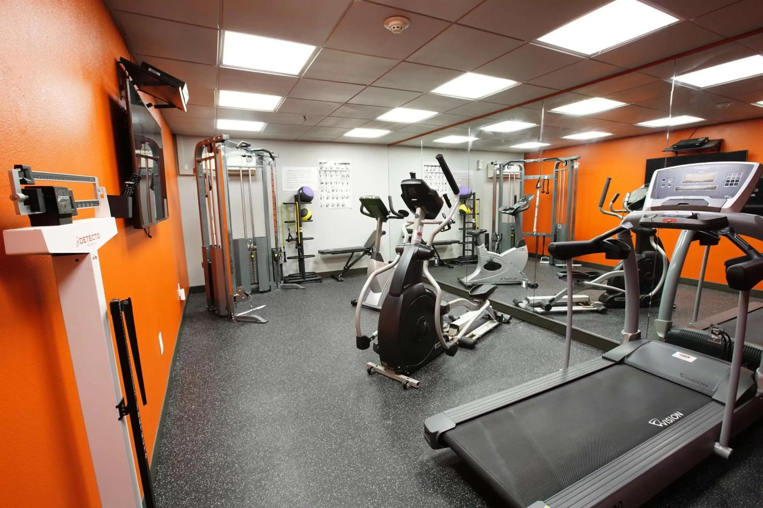 Fitness centre/facilities, Fitness Center/Facilities in Best Western Paramus Hotel & Suites Fitness centre/facilities, Fitness Center/Facilities in Best Western Paramus Hotel & Suites