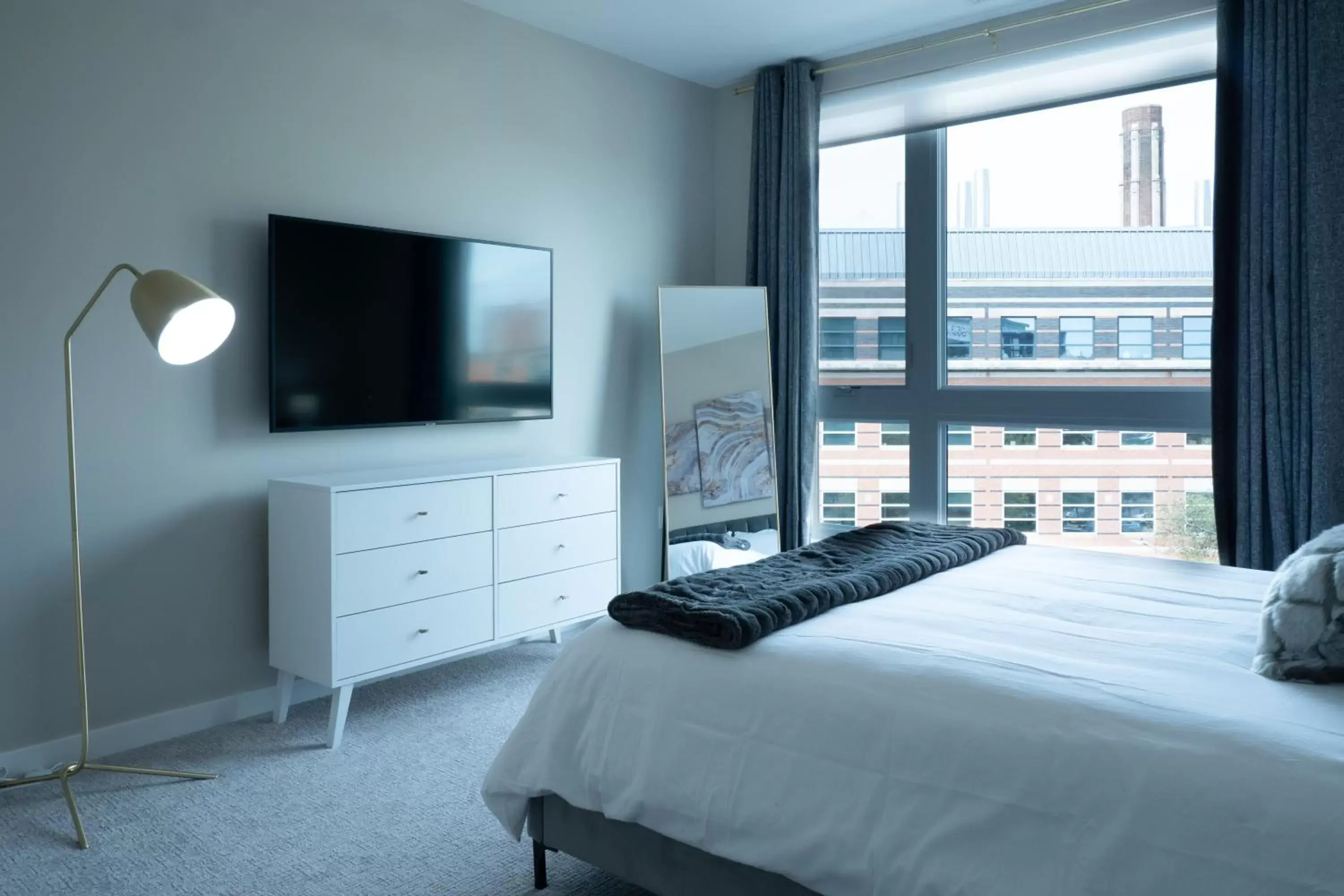 Bedroom in Luxury Furnished Apartments by Hyatus Downtown at Yale