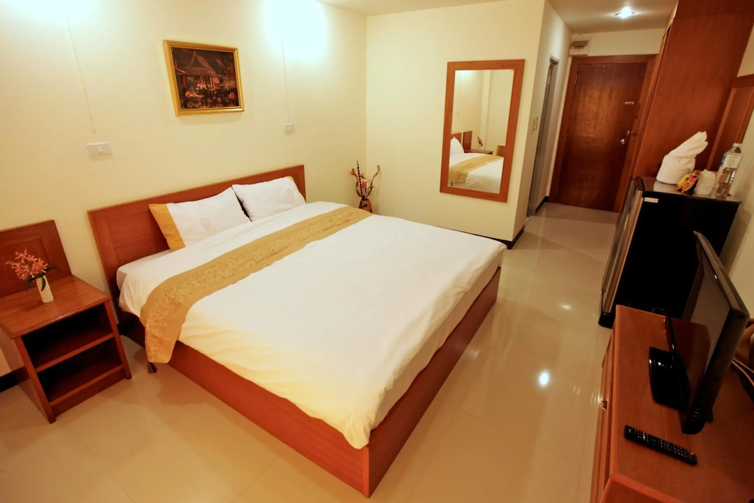 Standard Double Room in Rafael Hotel and Mansion Bangkok - SHA Extra Plus Certified