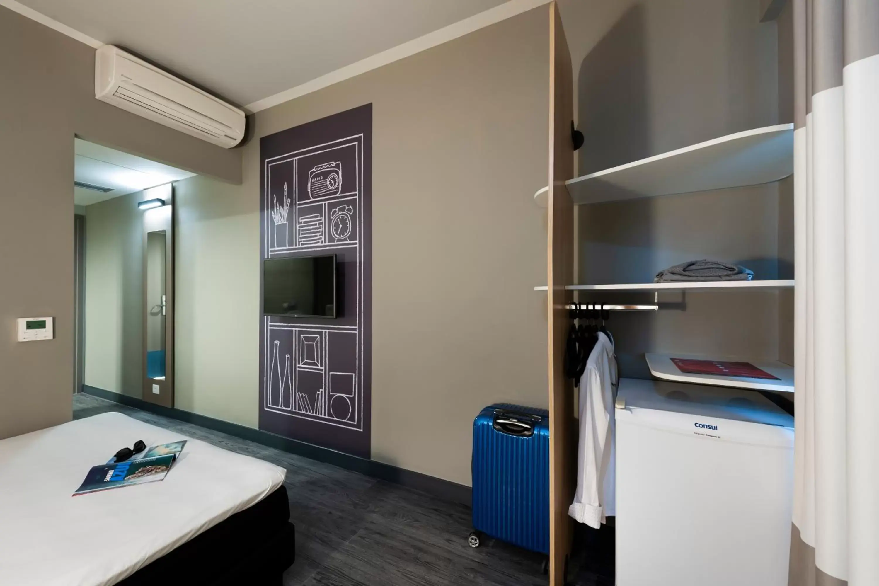 TV and multimedia, Kitchen/Kitchenette in ibis Sorocaba