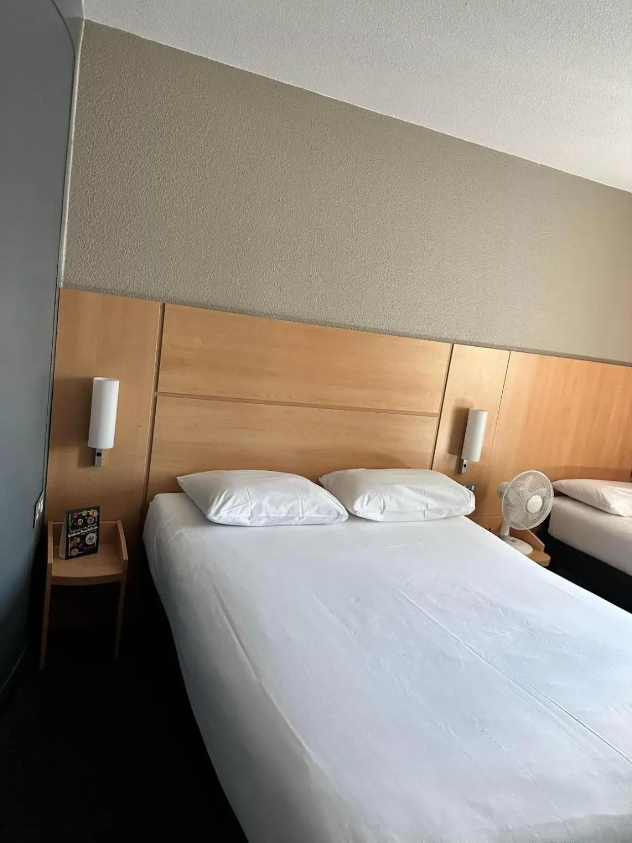 Bedroom, Bed in ibis Carlisle City Centre