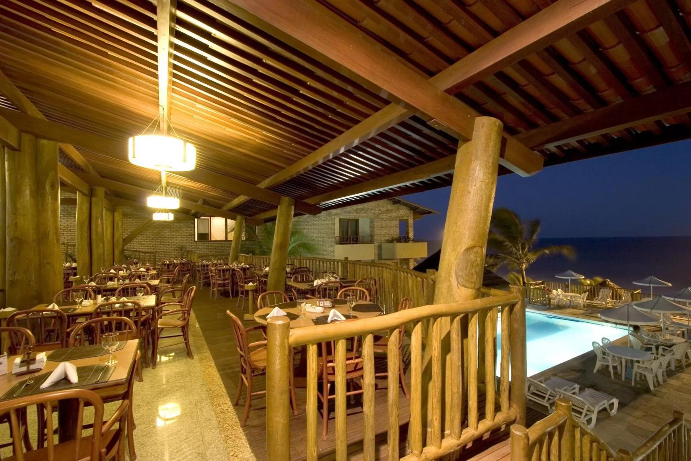 Restaurant/places to eat in Visual Praia Hotel