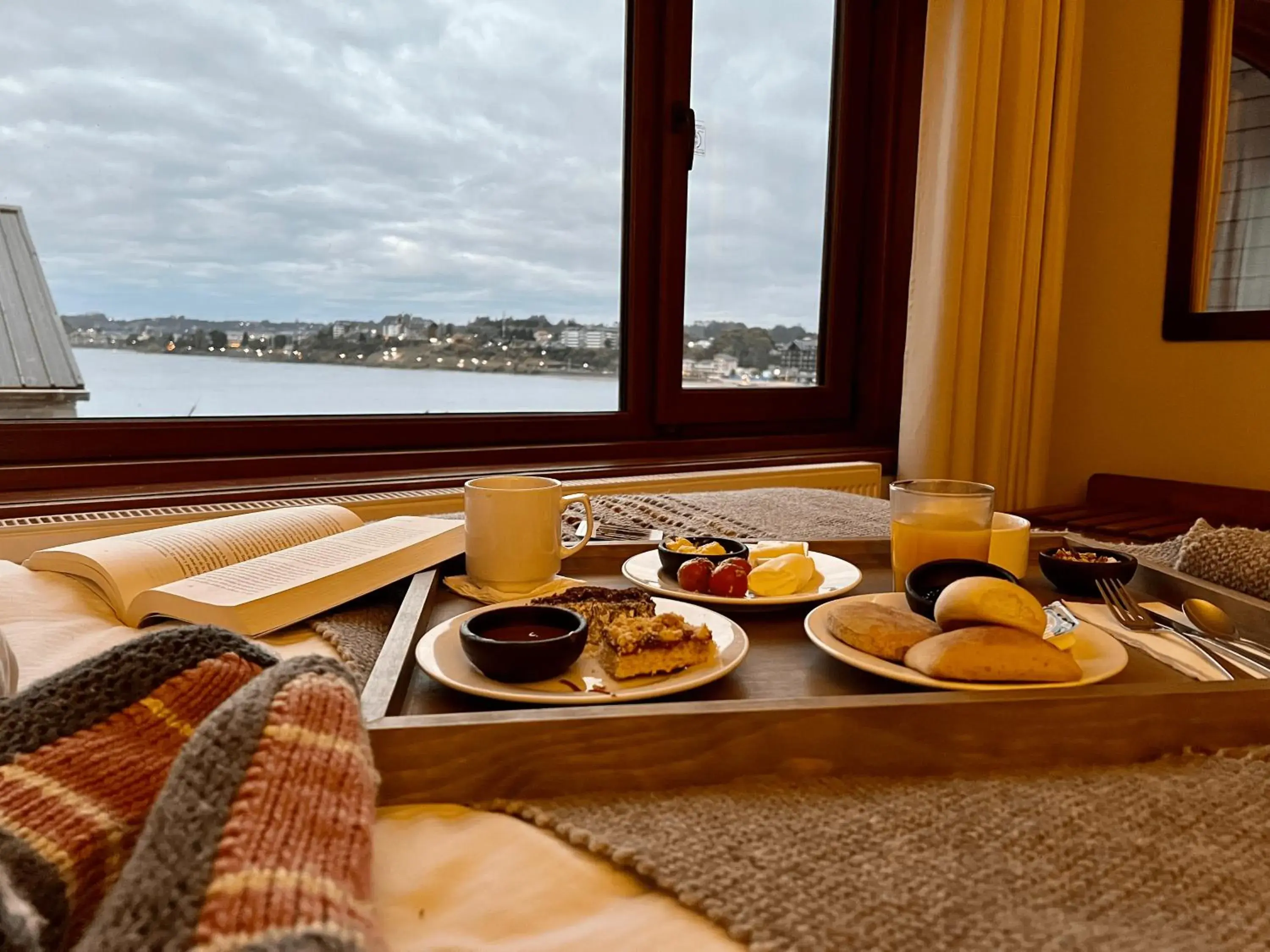 Breakfast in Hotel Cabaña Del Lago Puerto Varas