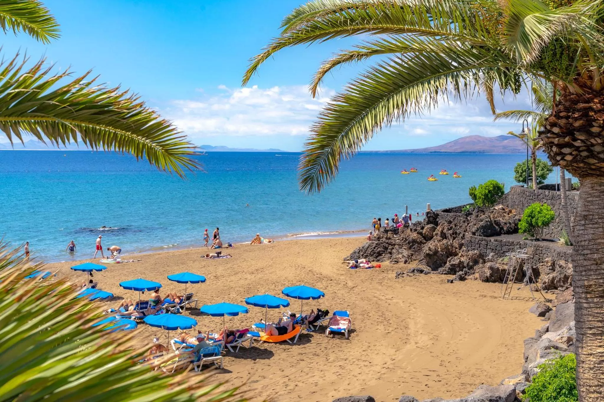 Beach in Rosamar Apartamentos