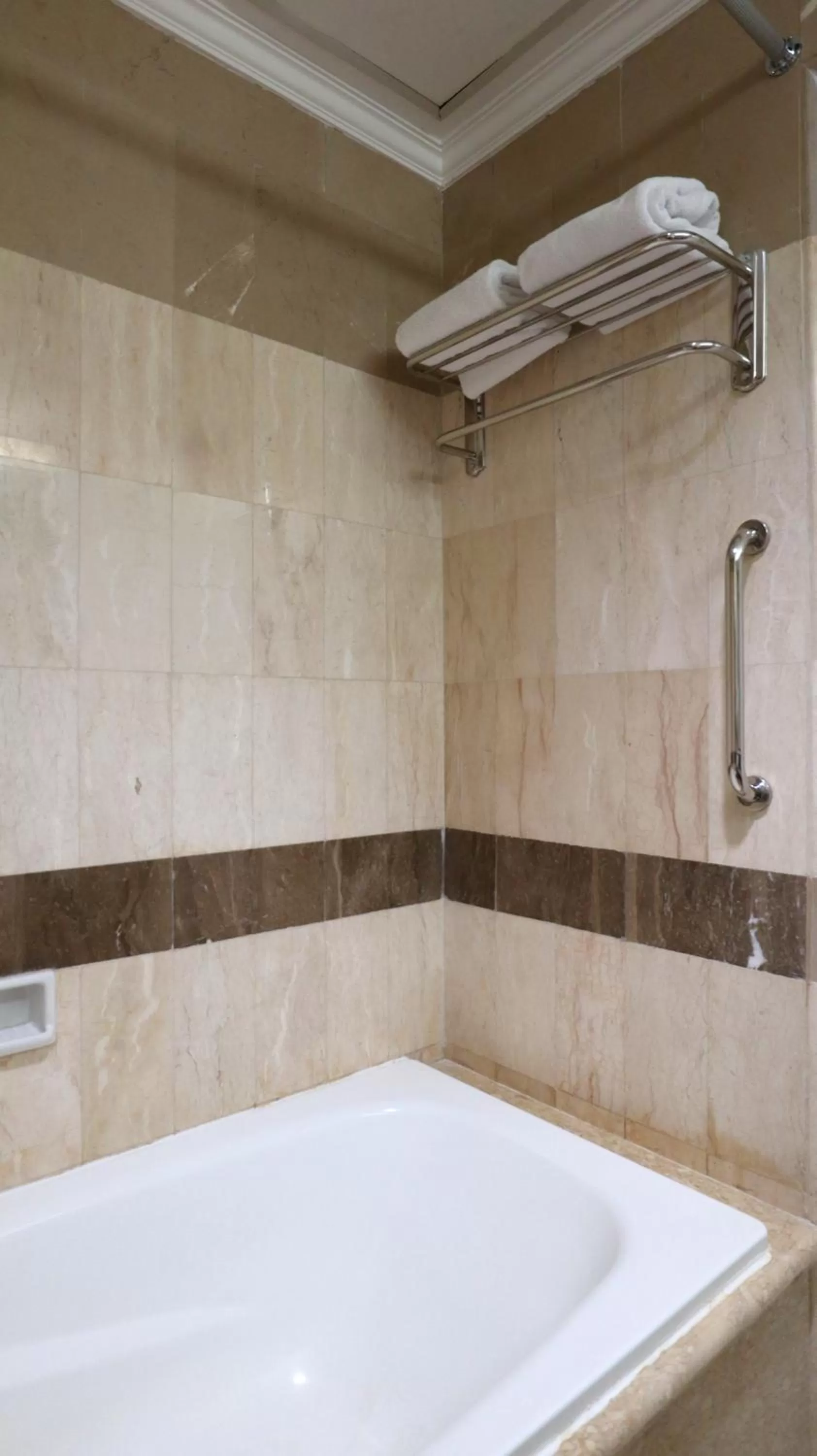 Bathroom in Vue Palace, ARTOTEL Curated