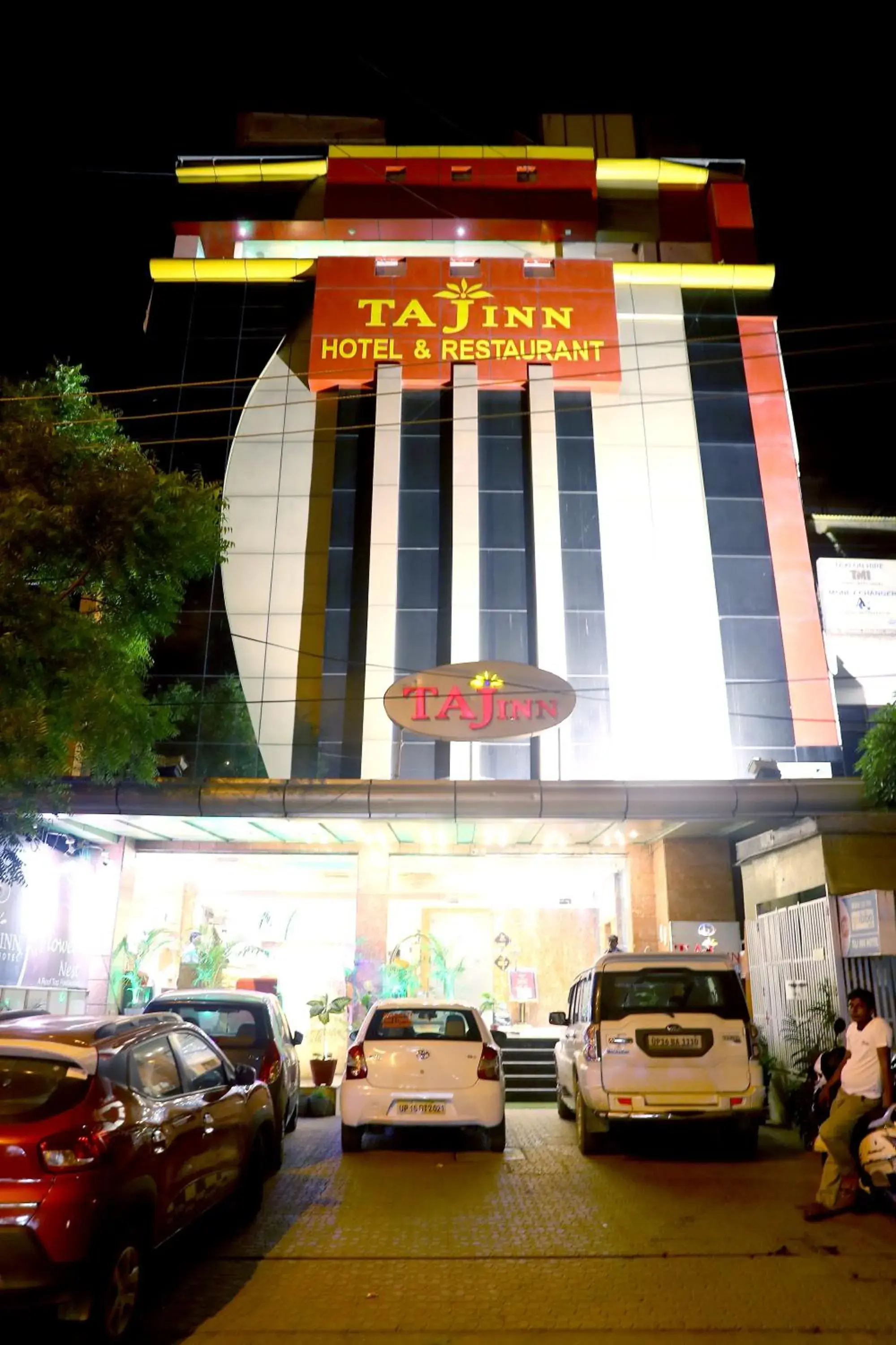 Facade/entrance in Taj Inn Hotel