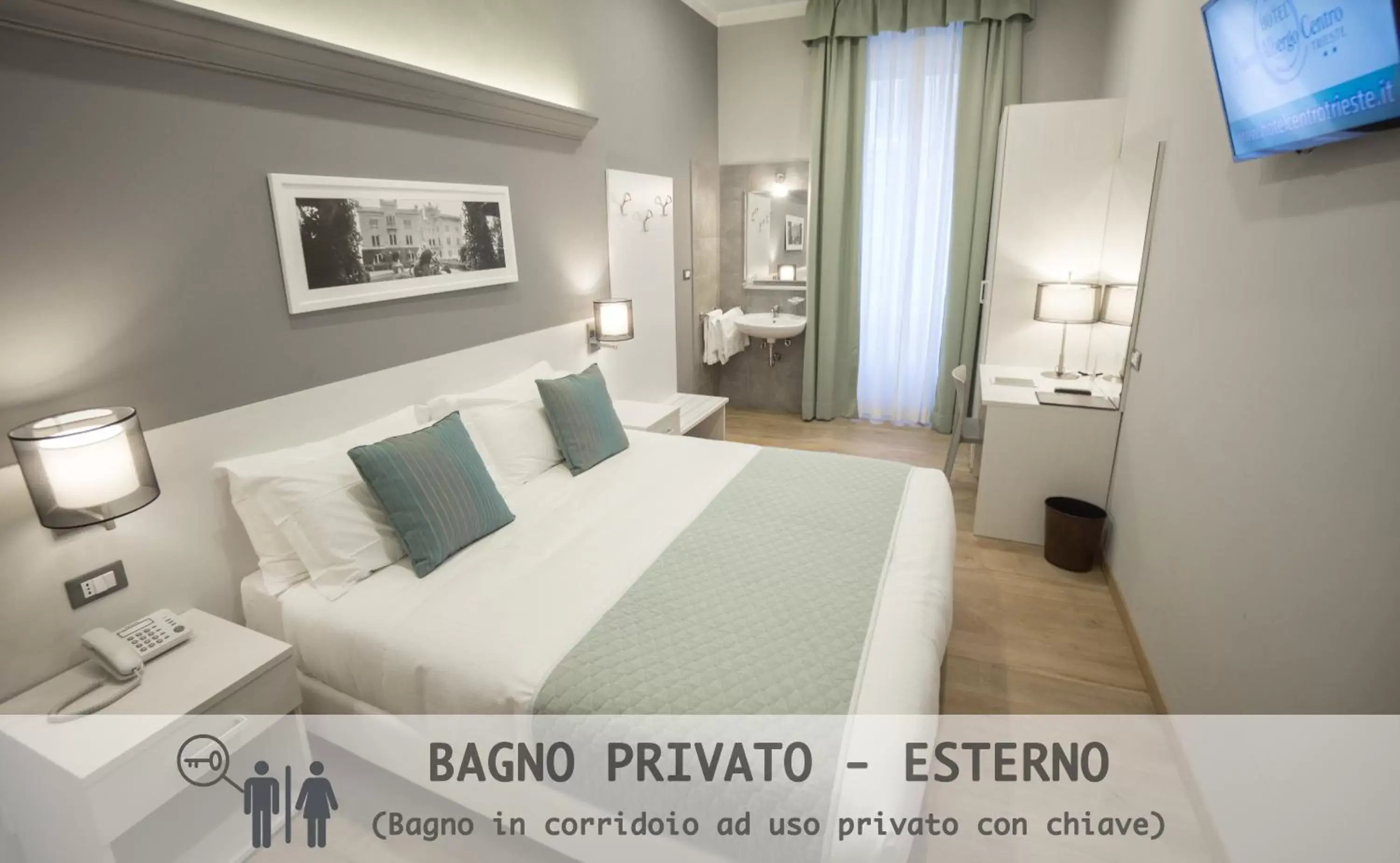 Double Room with Private External Bathroom in Nuovo Albergo Centro