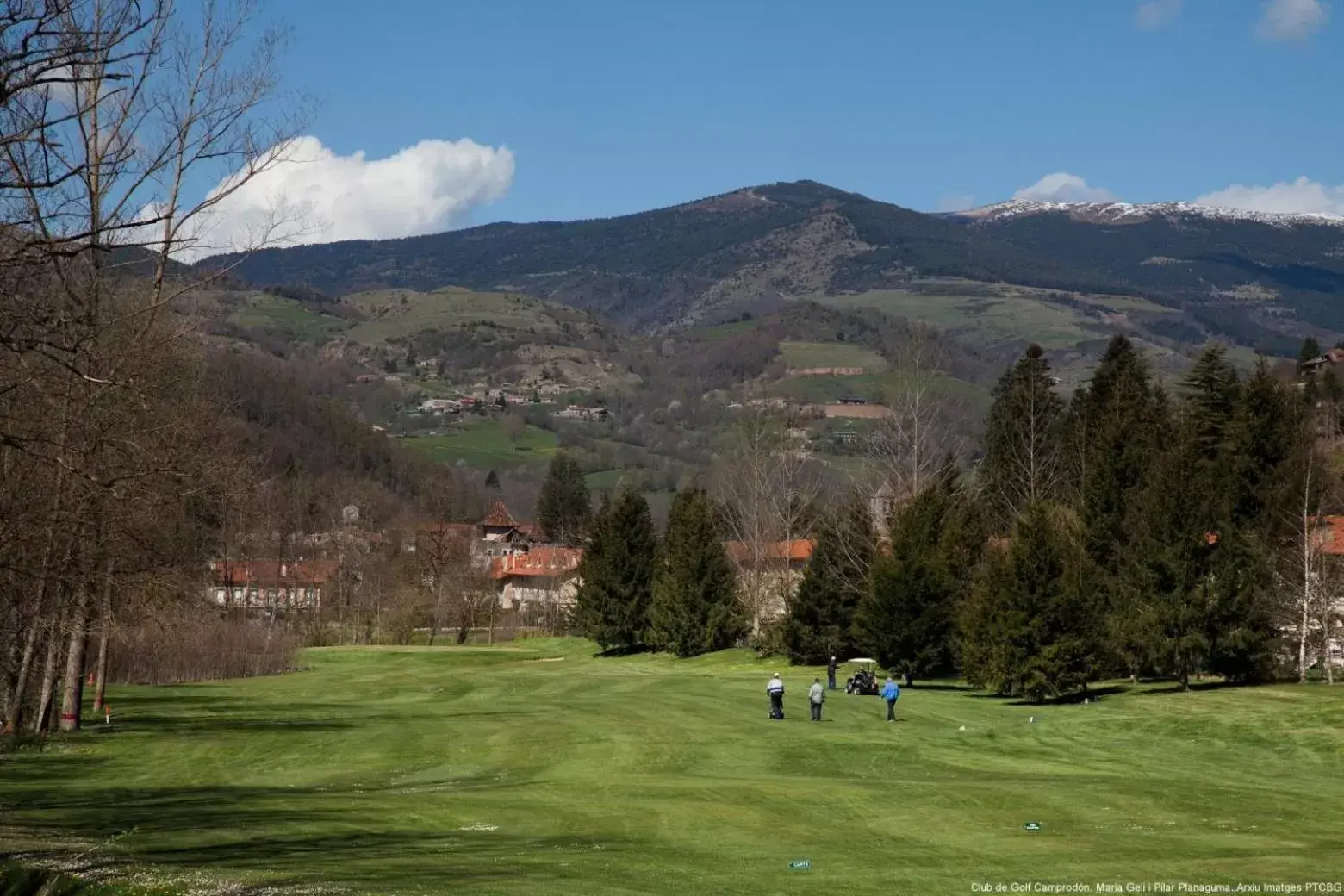 Natural landscape, Golf in Hotel Grèvol Spa