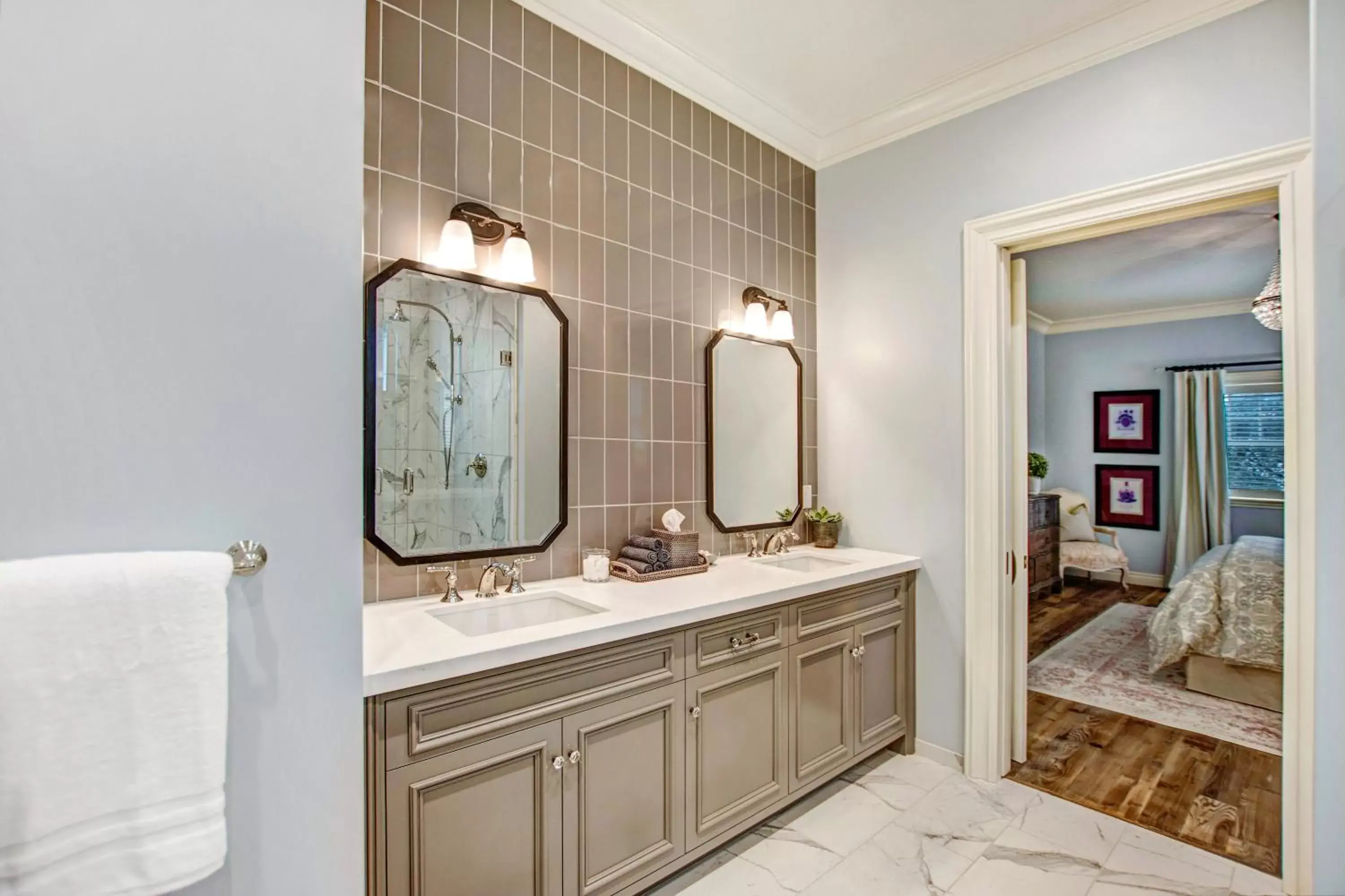 Bathroom in Sonoma Bungalows