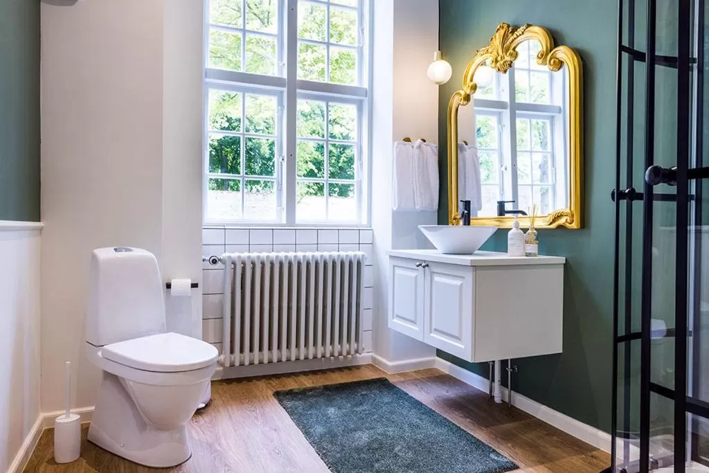 Bathroom in Gem Suites Holiday Apartments